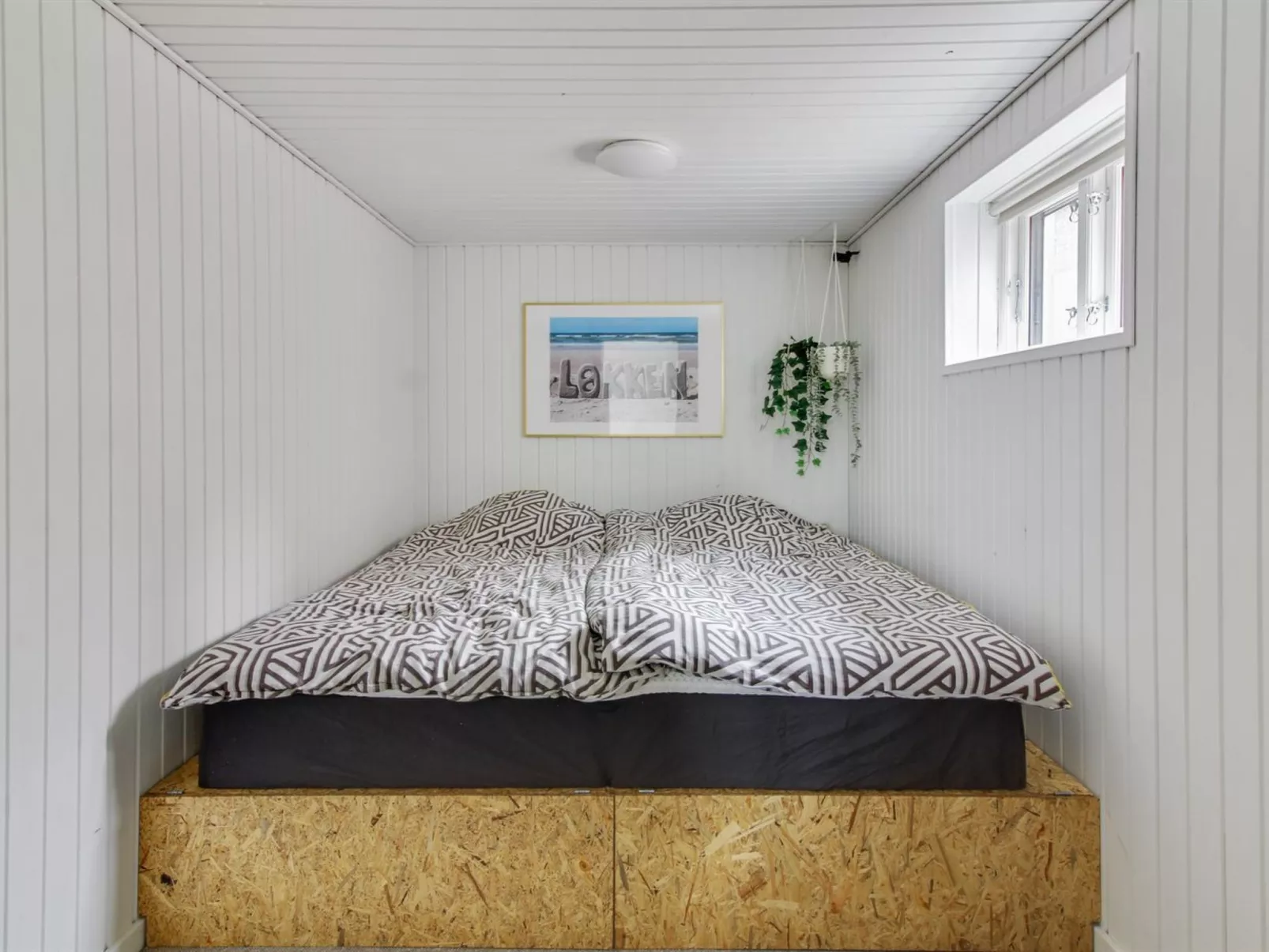 "Edmond" - 150m from the sea-Inside