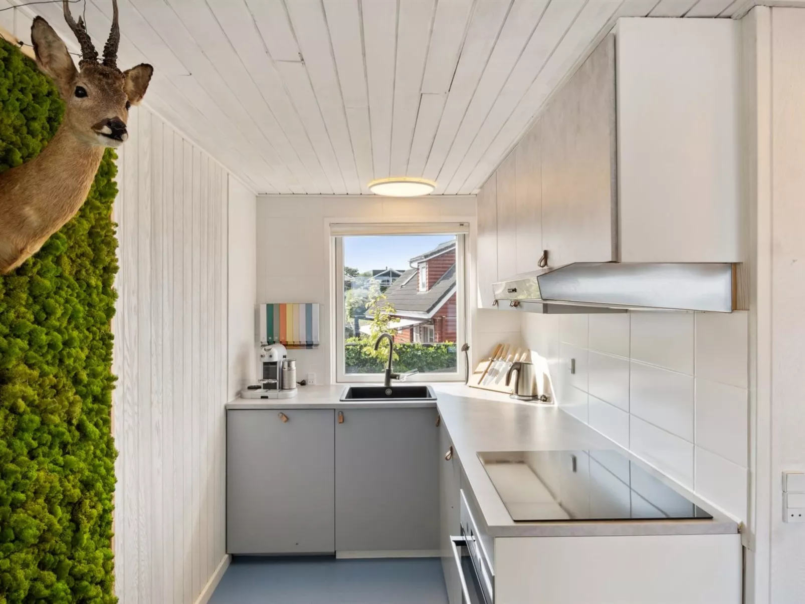 "Alimpij" - 5m from the sea-Inside