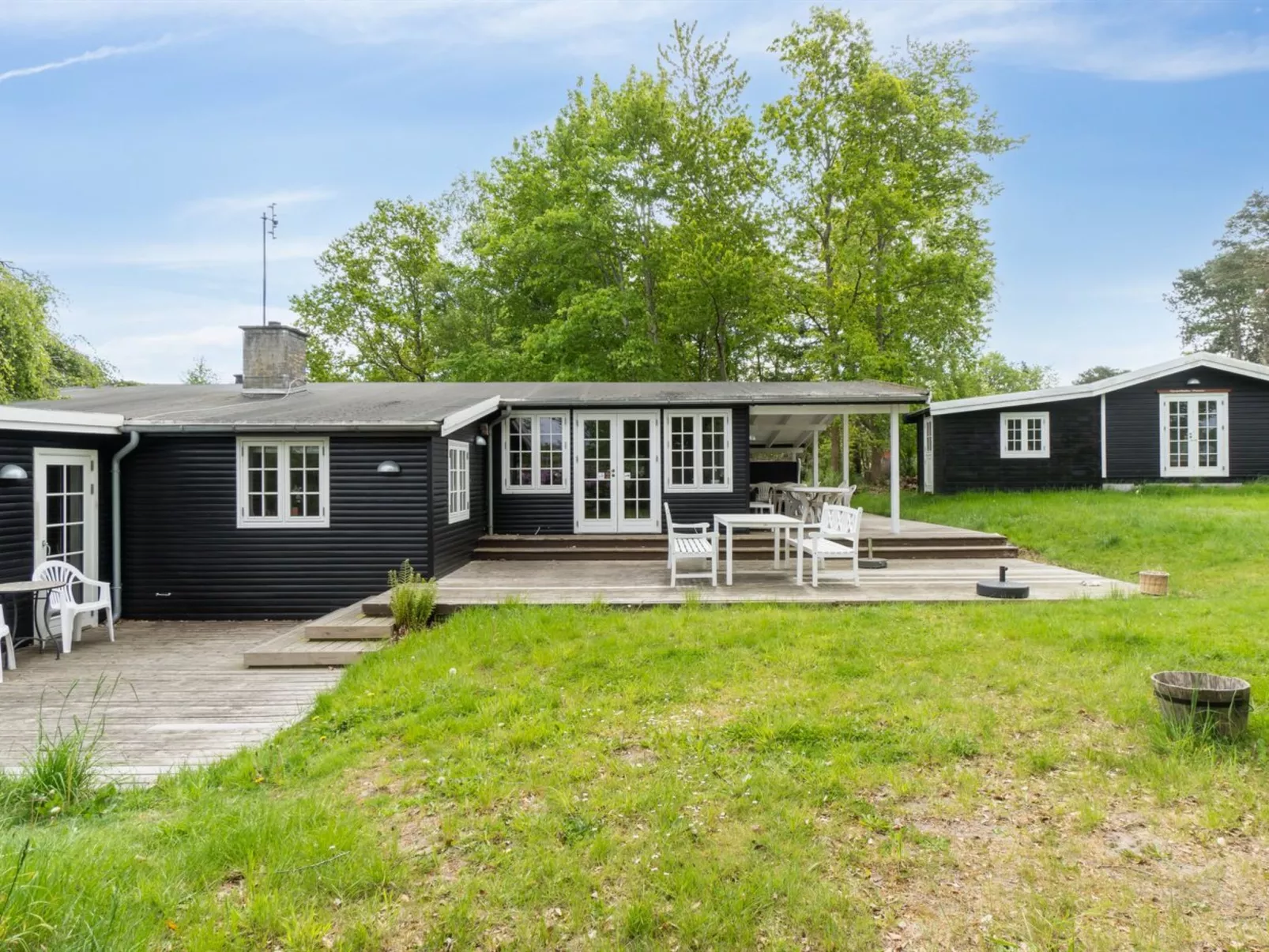 "Rami" - 2km from the sea-Outside