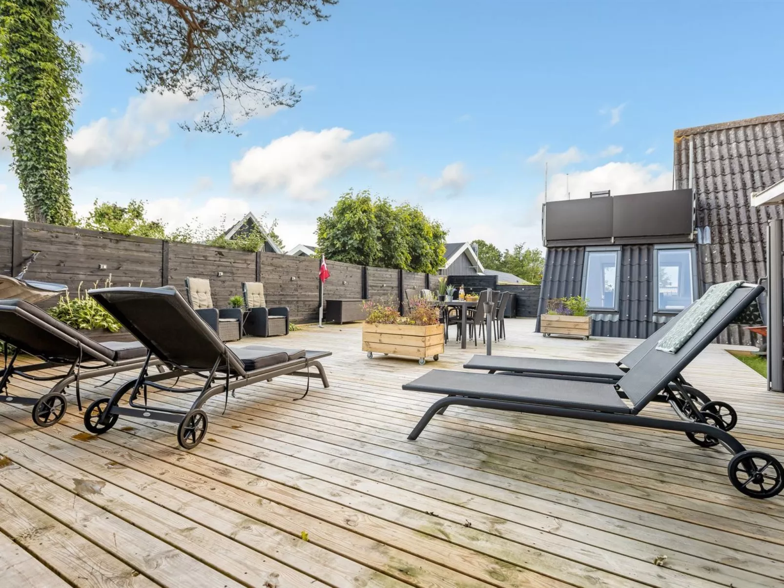 "Hunding" - 600m from the sea-Dehors