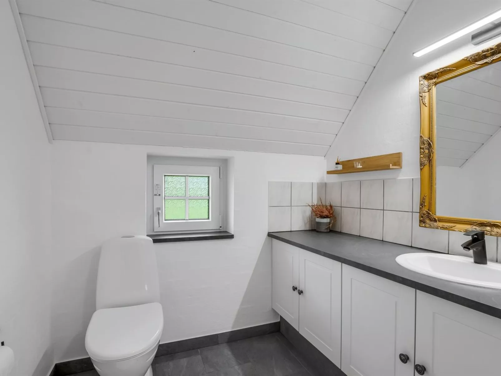 "Krok" - 1.2km from the sea-Inside