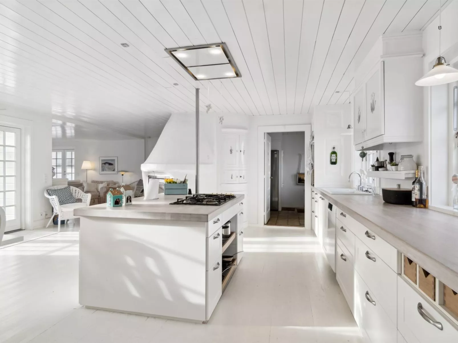 "Jeppe" - 200m from the sea-Drinnen