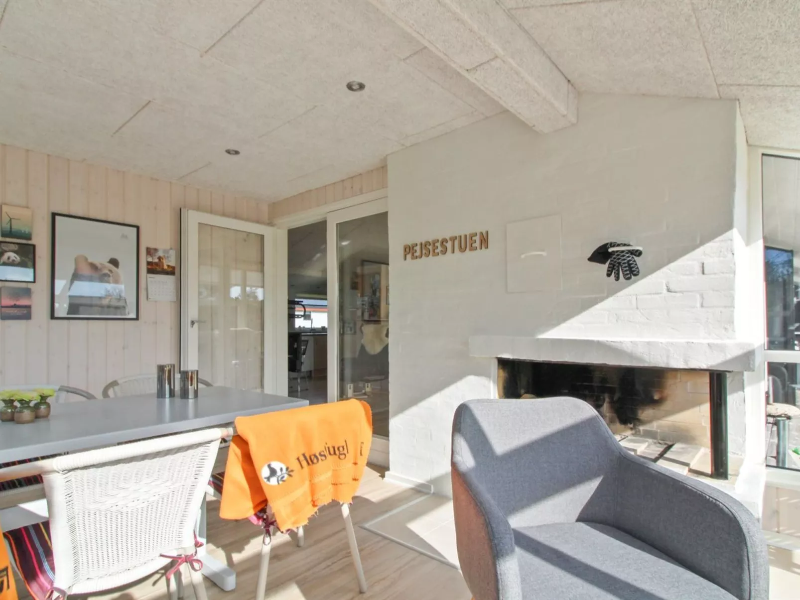 "Emilia" - 1.8km from the sea-Inside