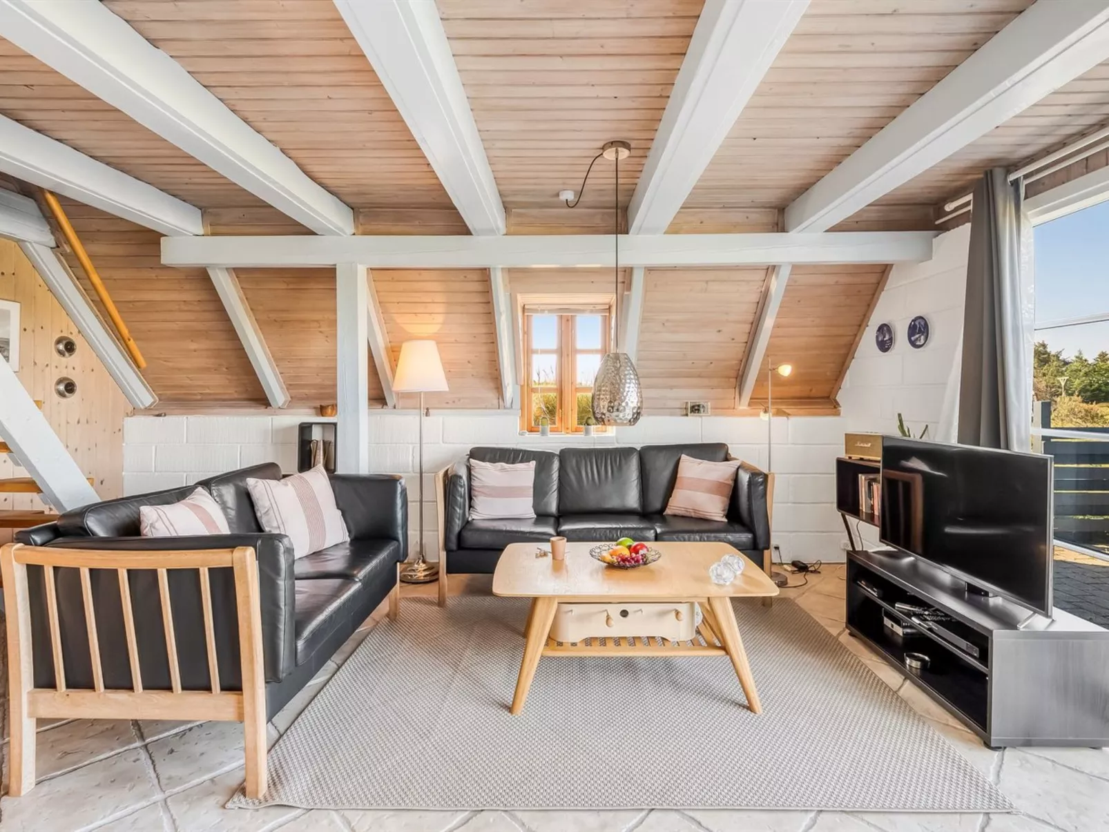 "Arlina" - 600m from the sea-Inside