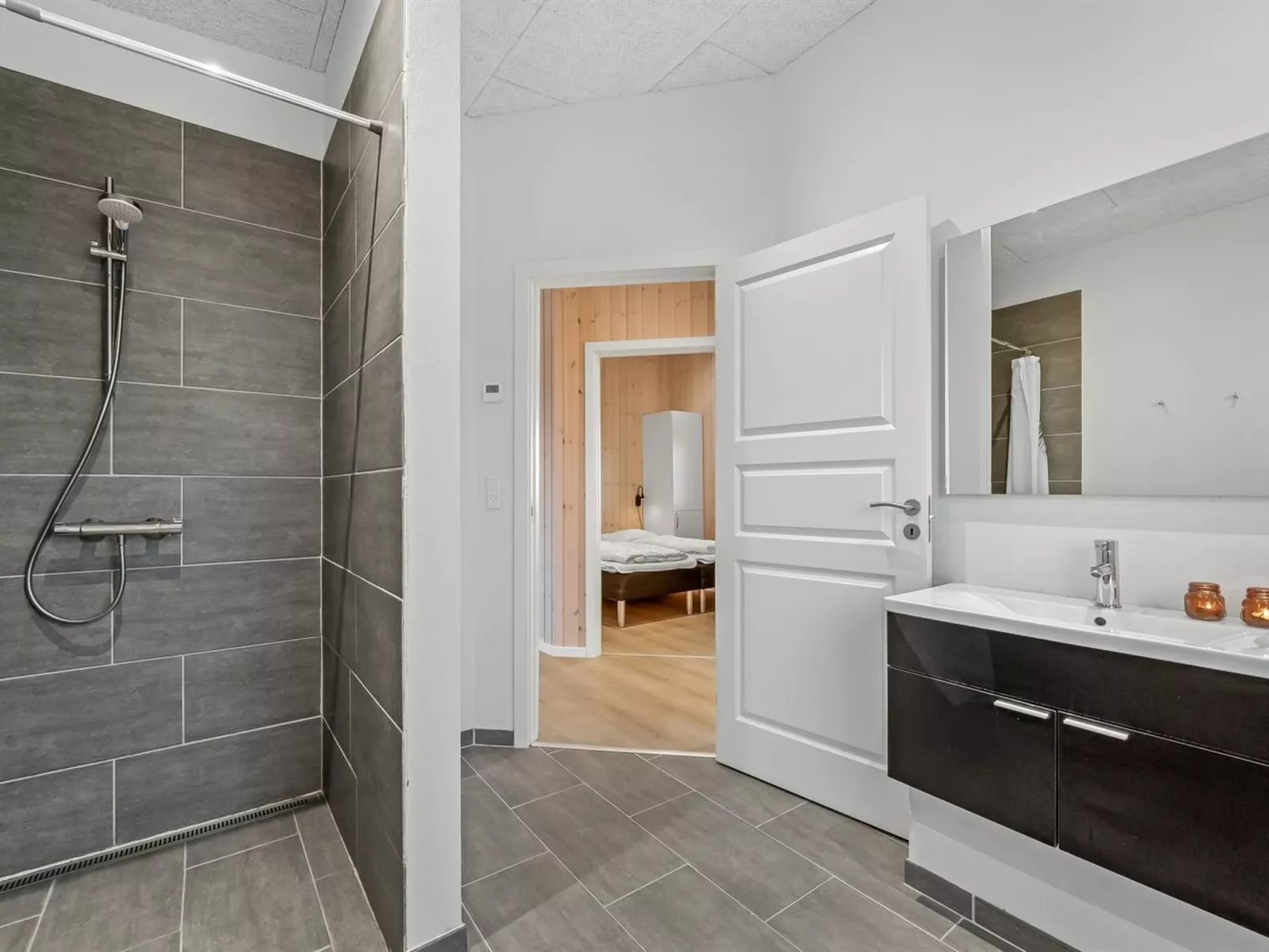 "Marius" - 400m from the sea-Dedans