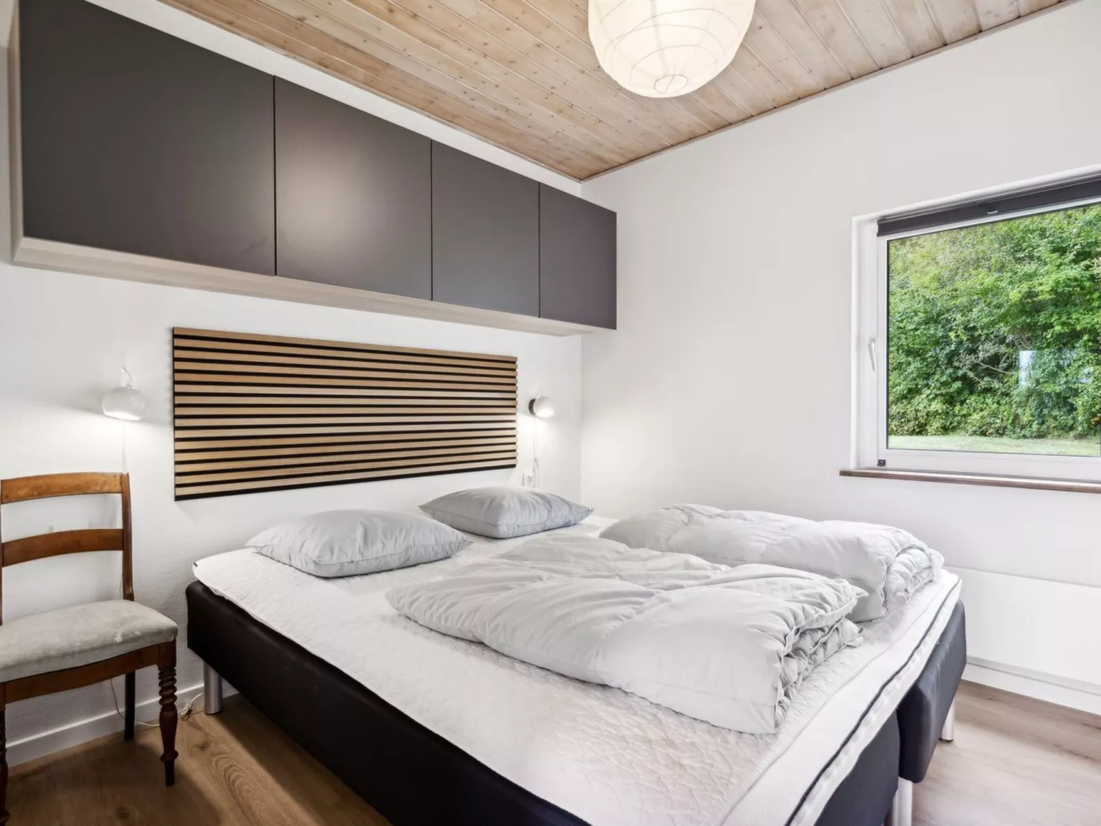 "Svenn" - 300m from the sea-Drinnen