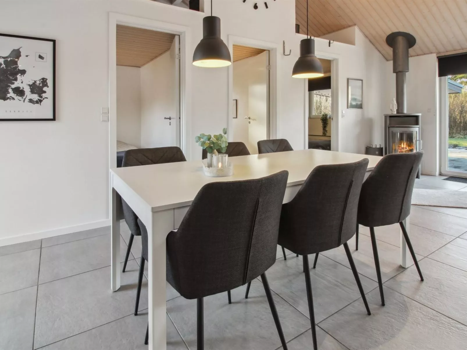 "Solvejg" - 30km from the sea-Drinnen