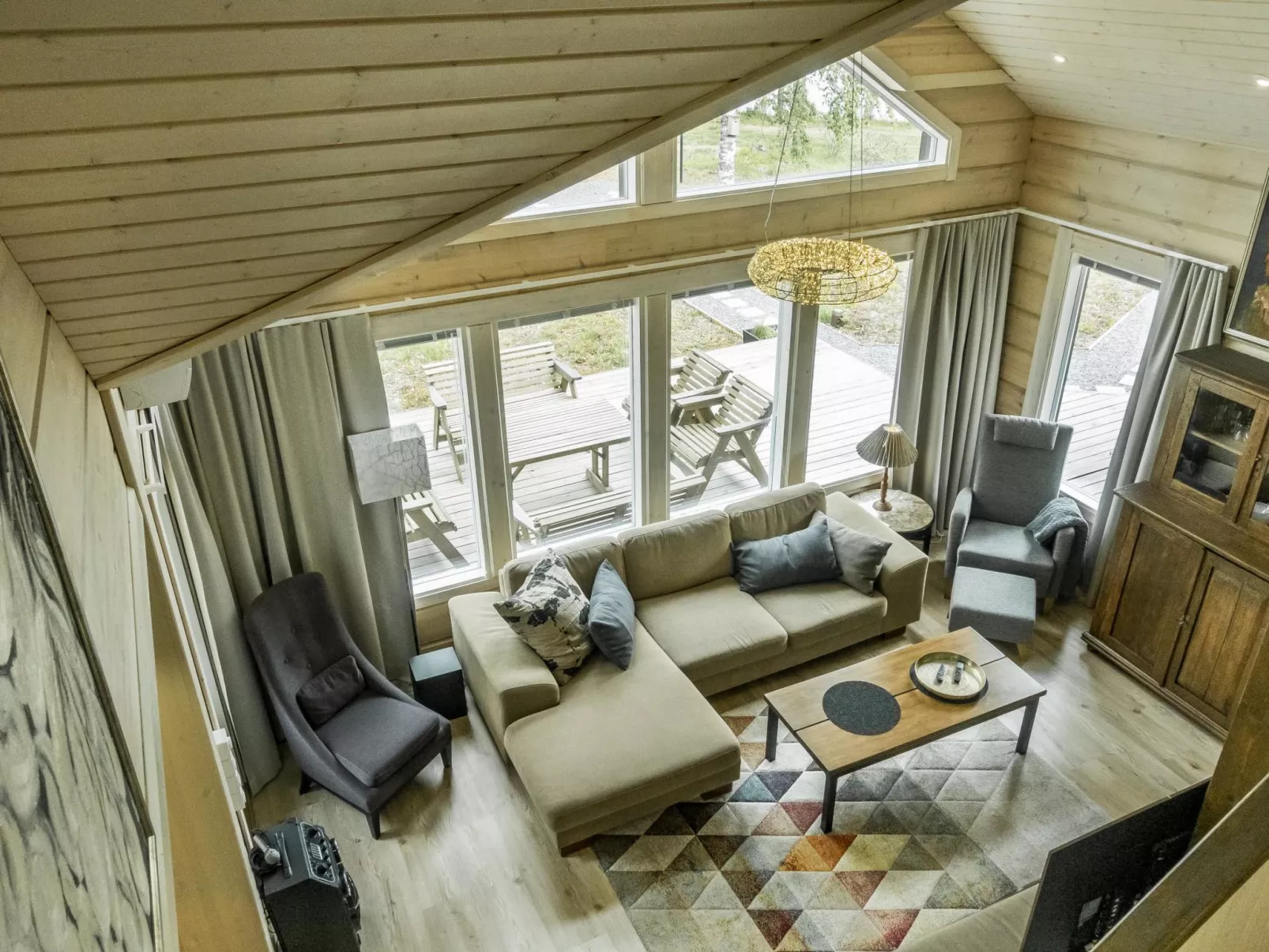 Villa lystikämä-Inside