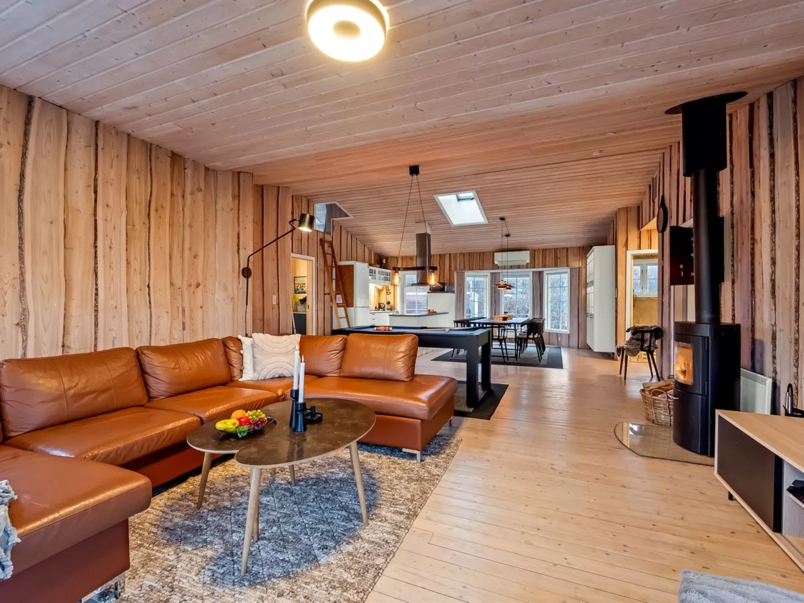 "Gunwald" - 1km to the fjord-Drinnen