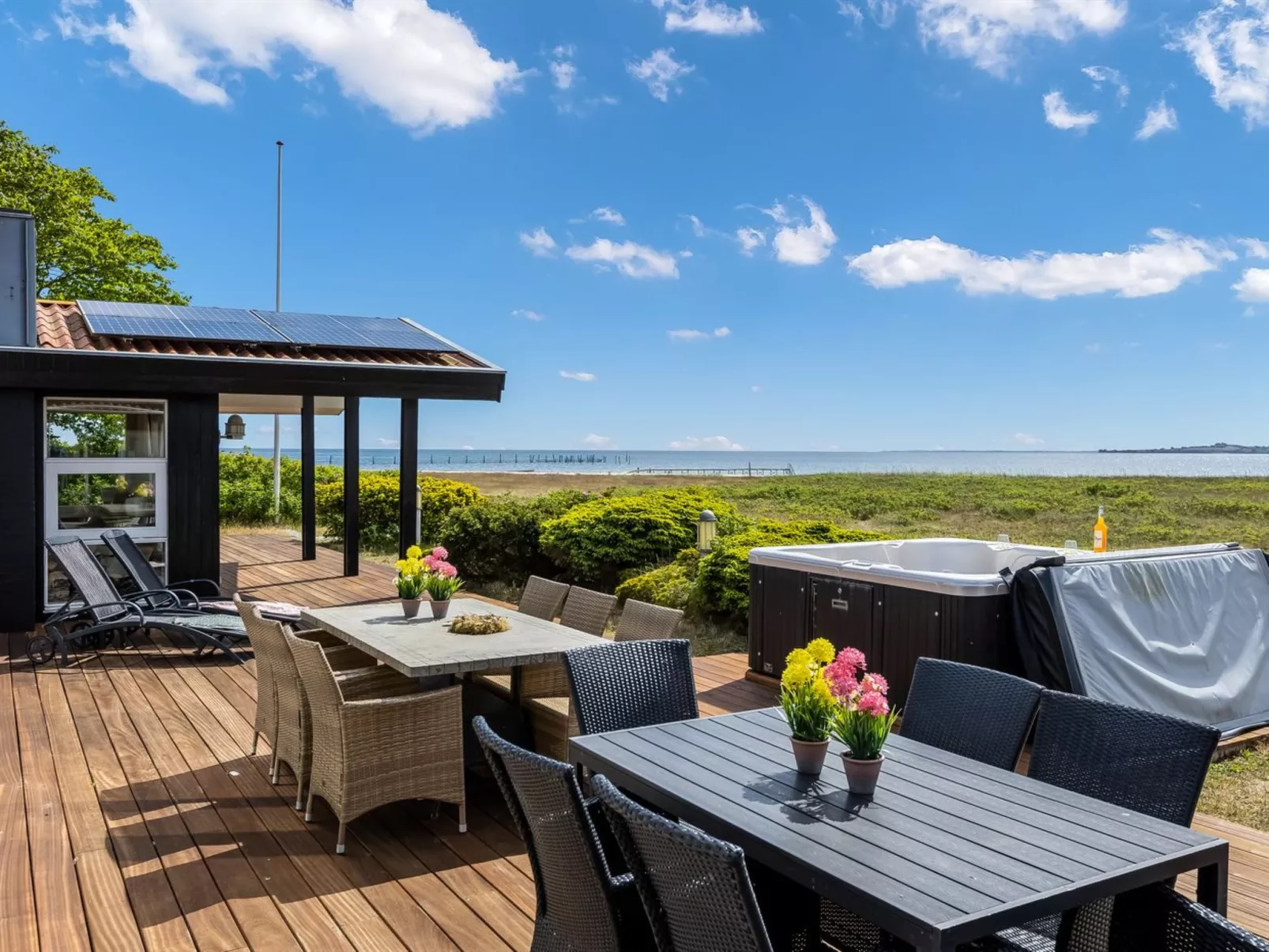 "Xaverius" - 30m from the sea-Draußen