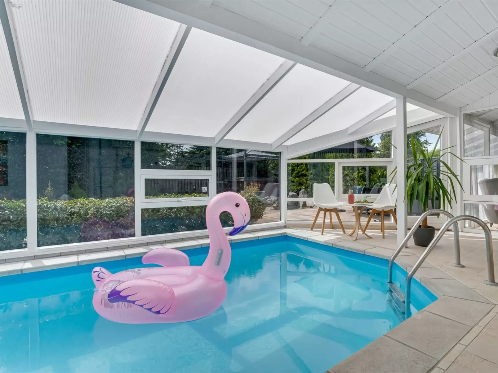 "Ellie" - 700m from the sea-Outside