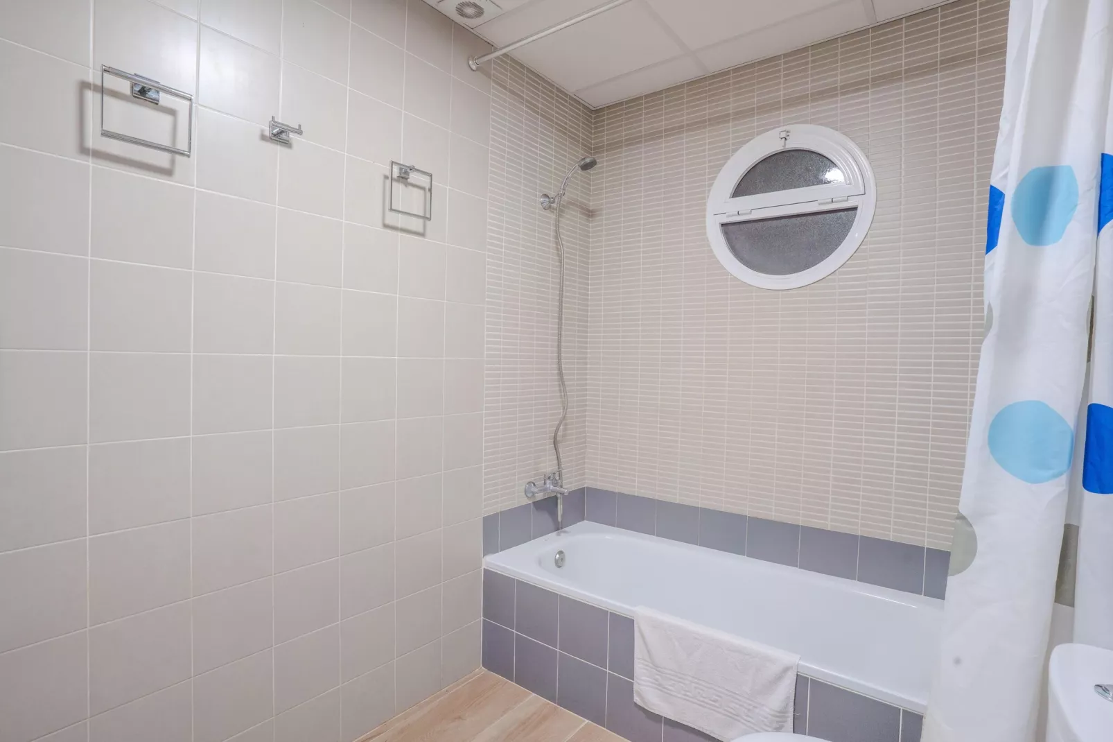 Santa Ángela de la Cruz-Bathroom