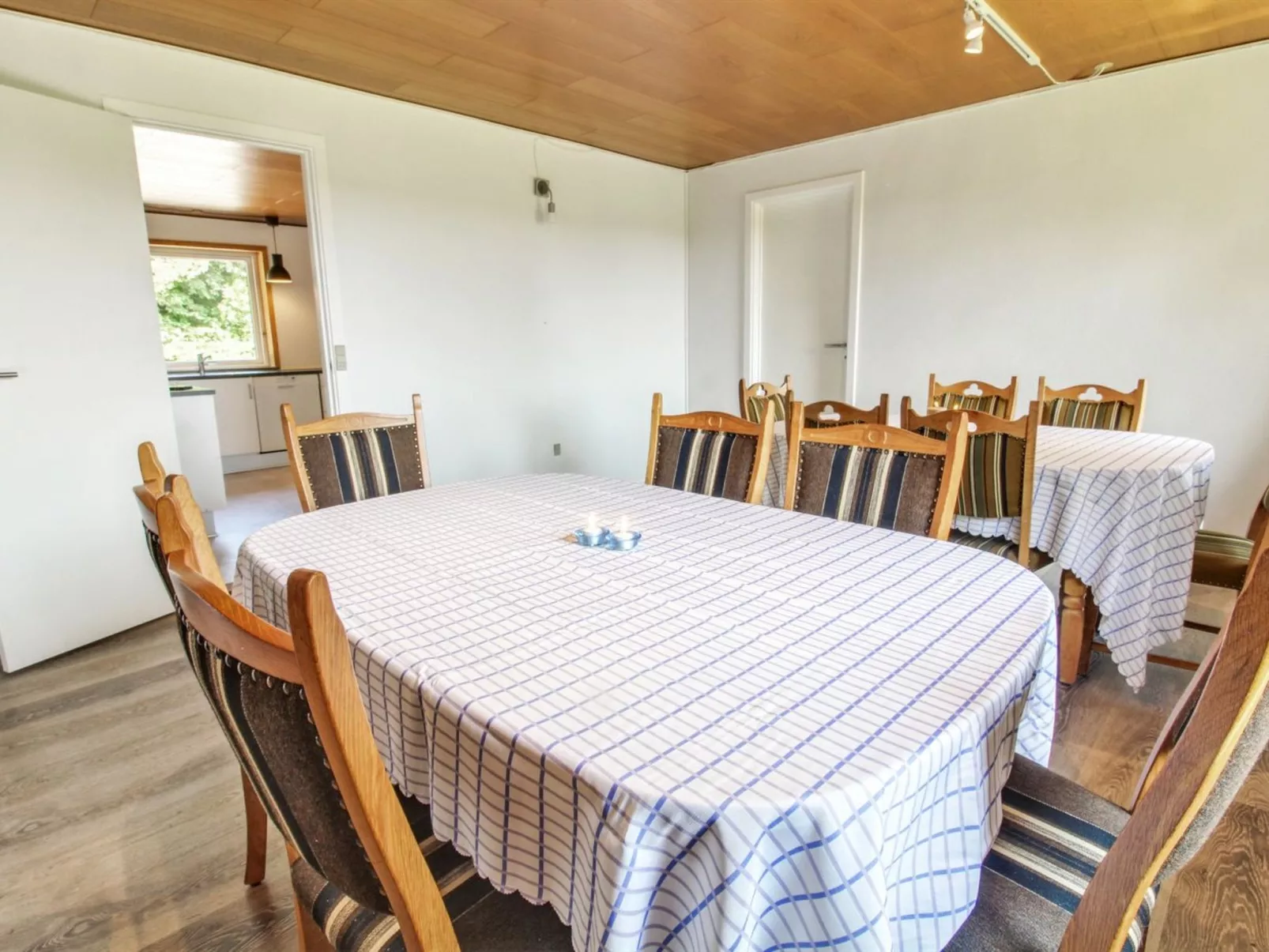 "Drine" - 19km from the sea-Inside