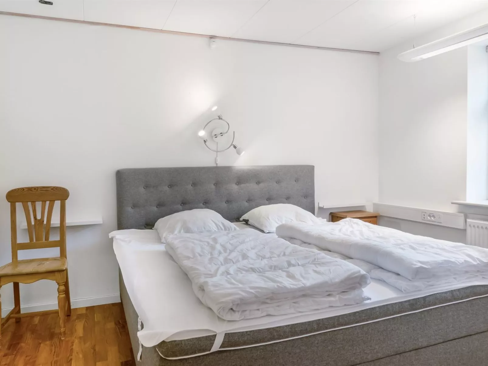 "Har" - 1.2km from the sea-Inside