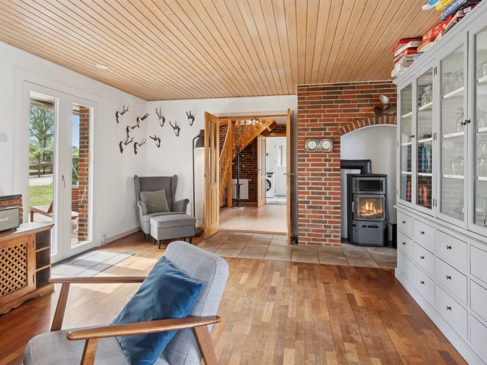 "Dzavid" - 50m from the sea-Inside