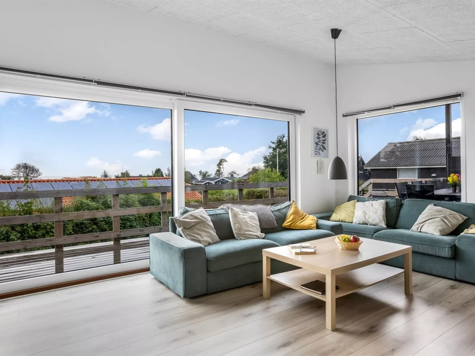 "Fin" - 150m from the sea-Dedans