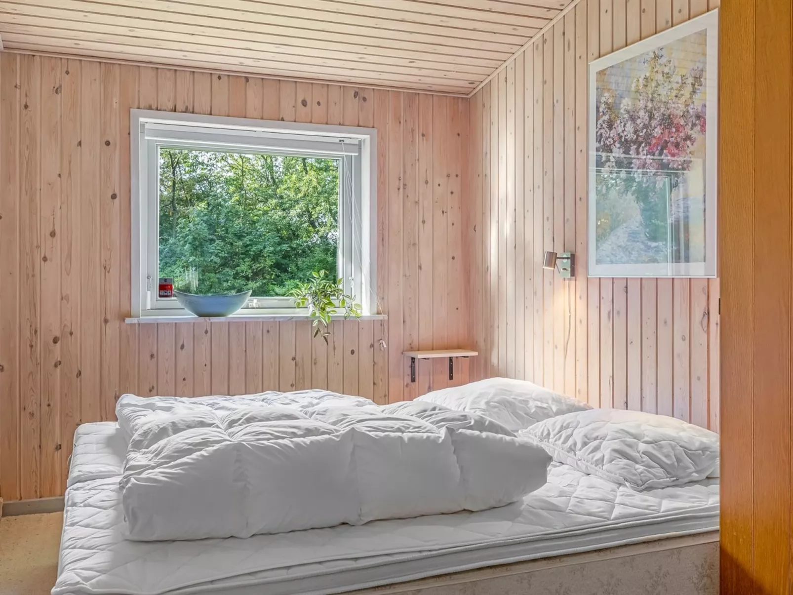 "Anne" - 30km from the sea-Inside