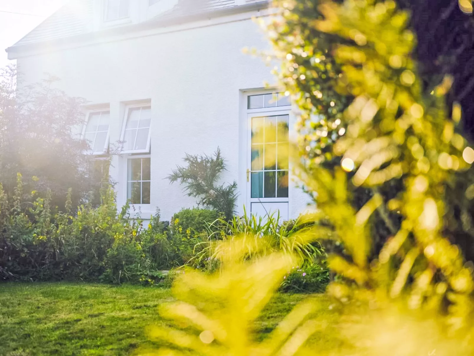 Tigh Na Bruthaich-Outside