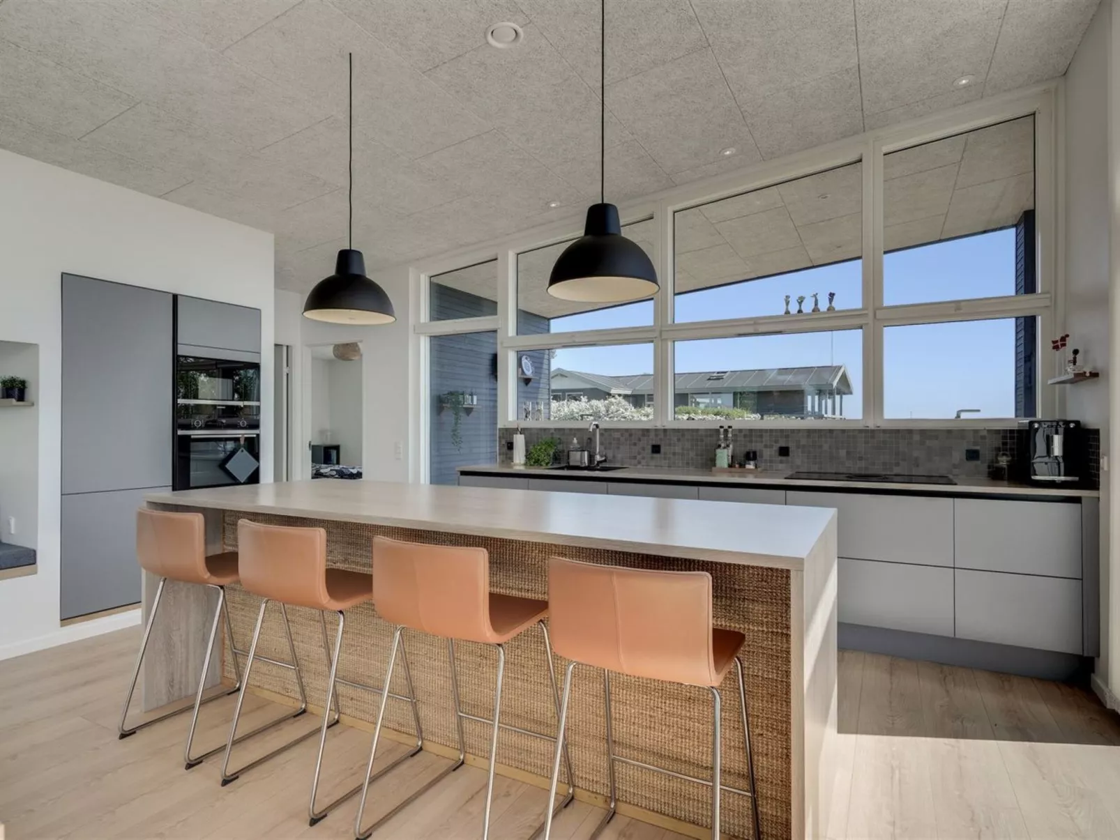 "Karitte" - 300m from the sea-Drinnen