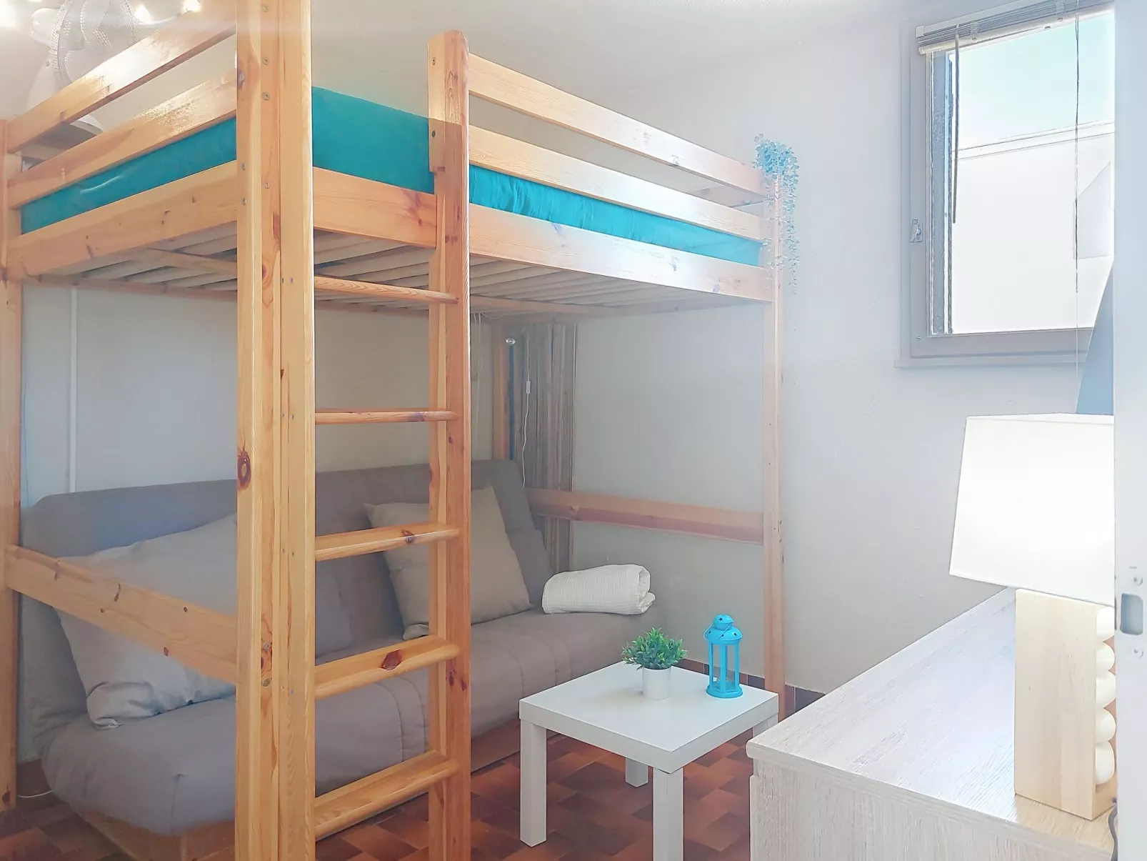 Les Supers Marines-Drinnen