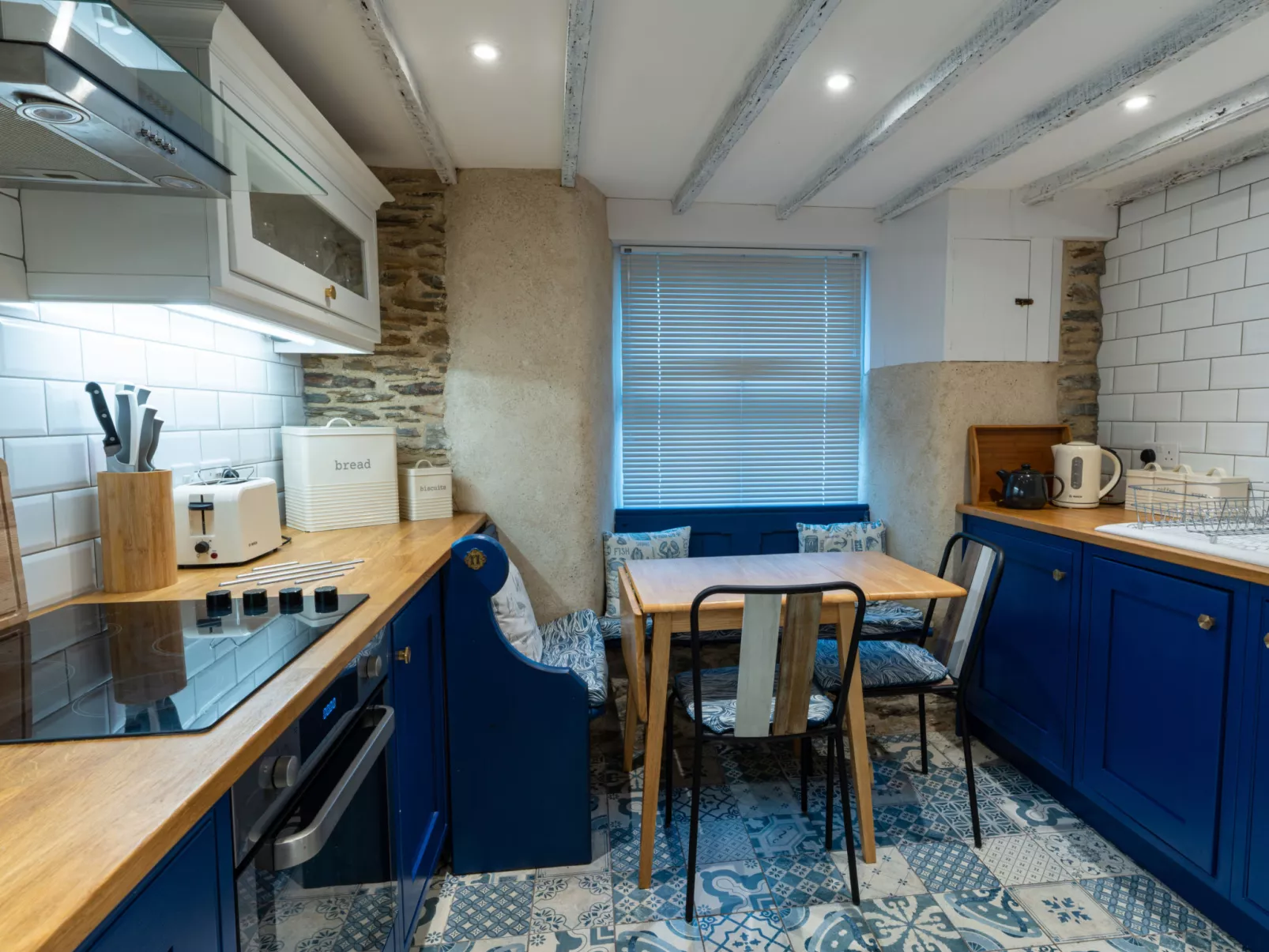 Old Harbour Cottage-Inside