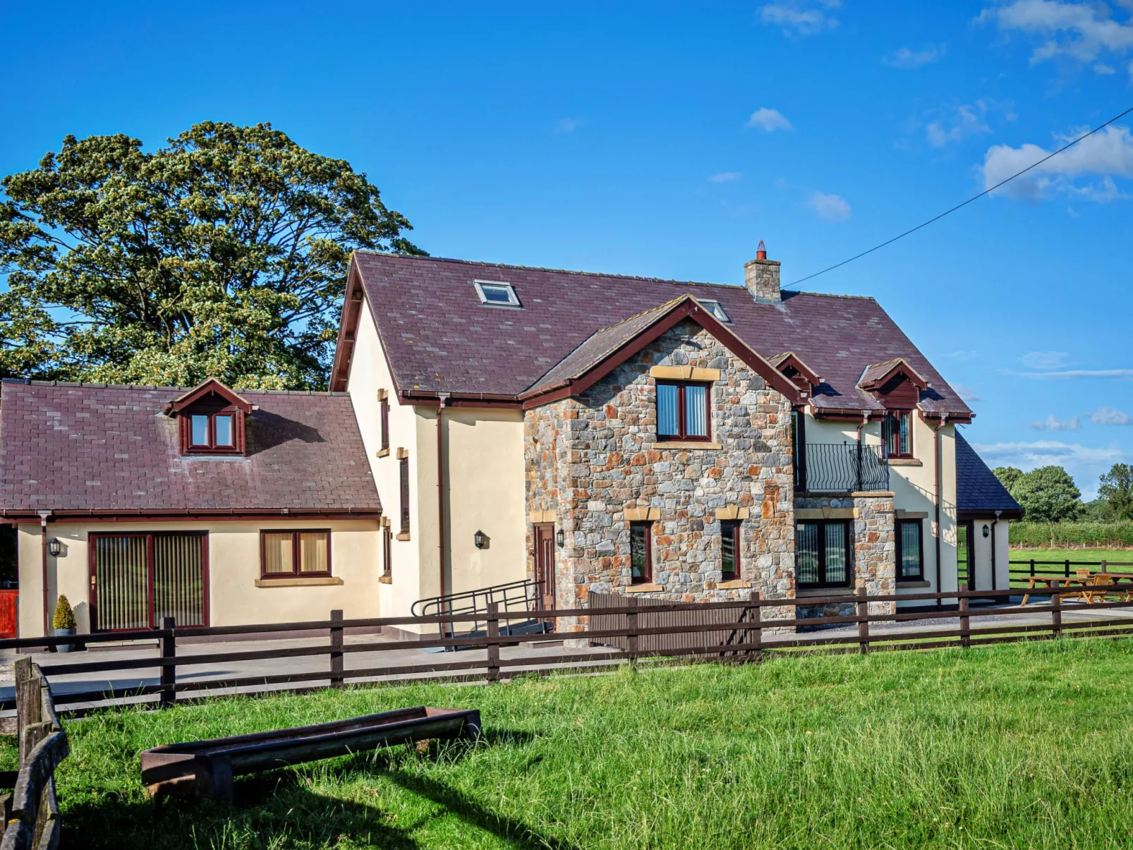 Groes Faen Bach Farmhouse-Dehors