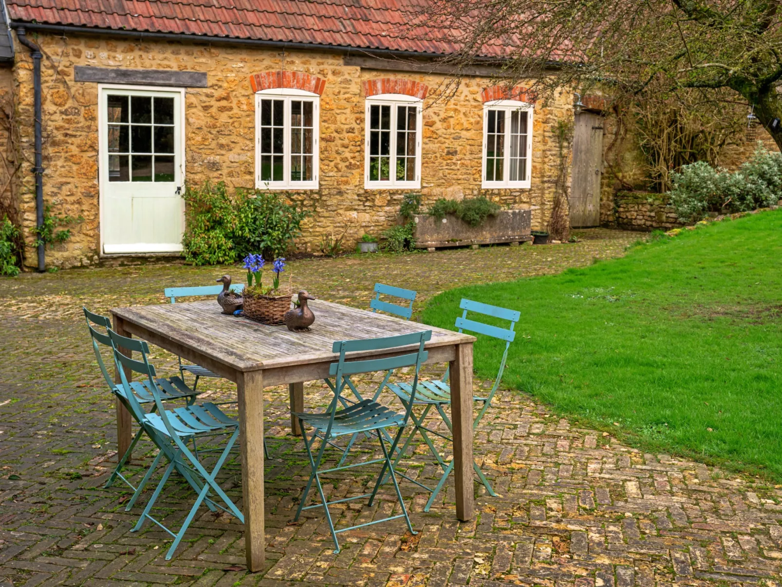 New Park Farm-Outside