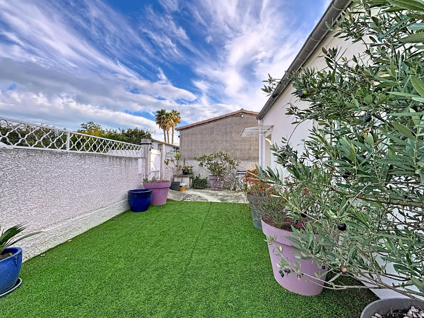 Les cabanes de Pérols-Dehors