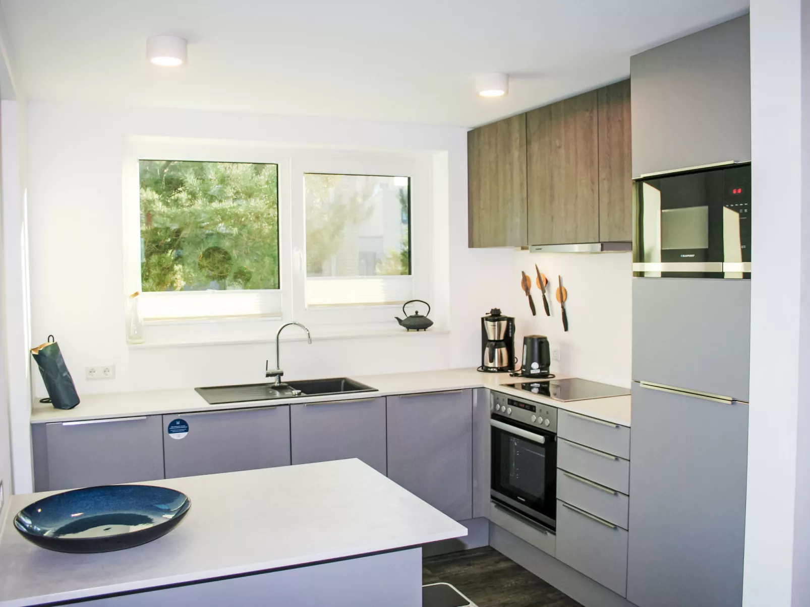 Zwischen den Hügeln (153) - Inside