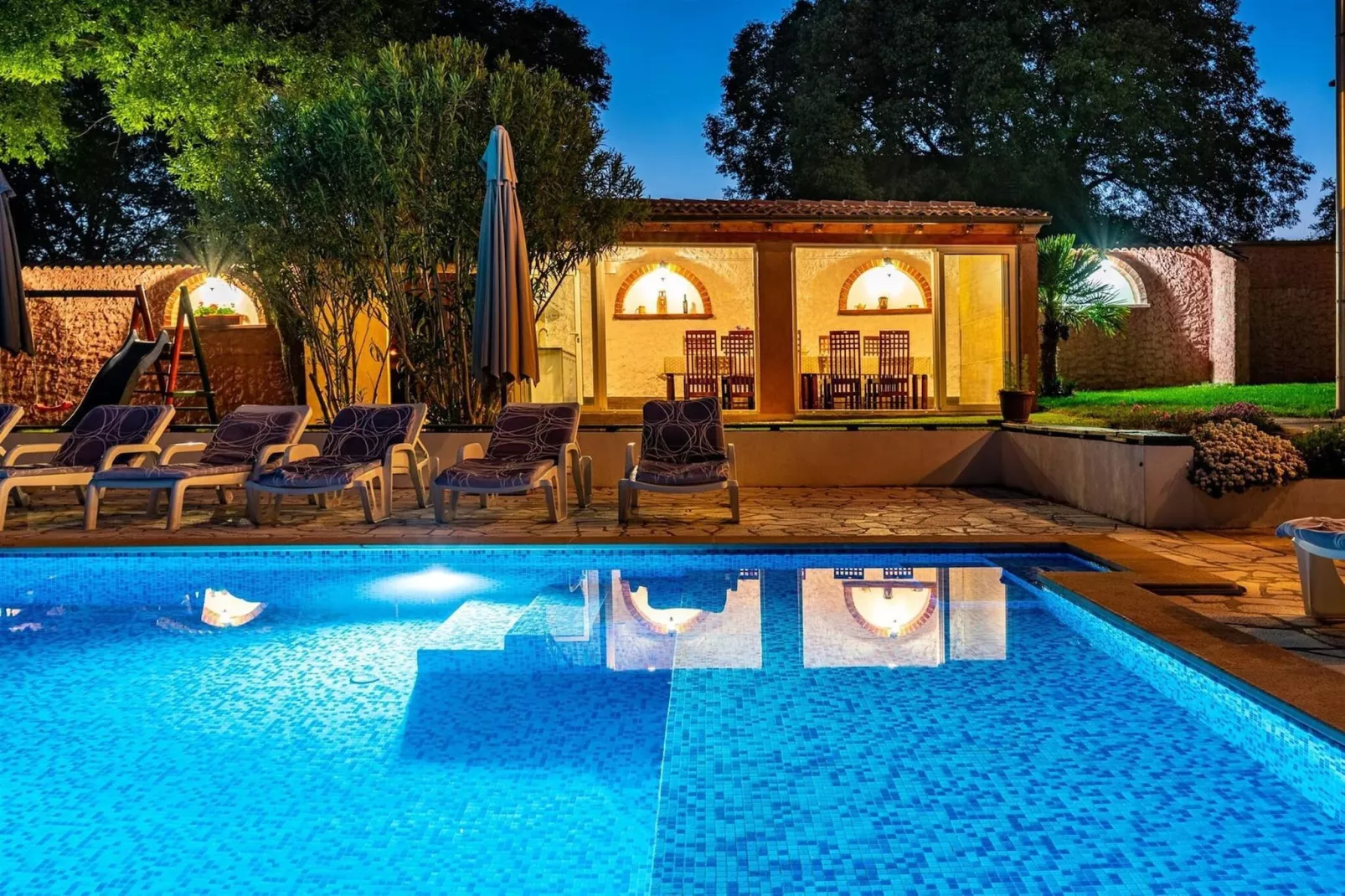 Holiday home Blanka-Piscine