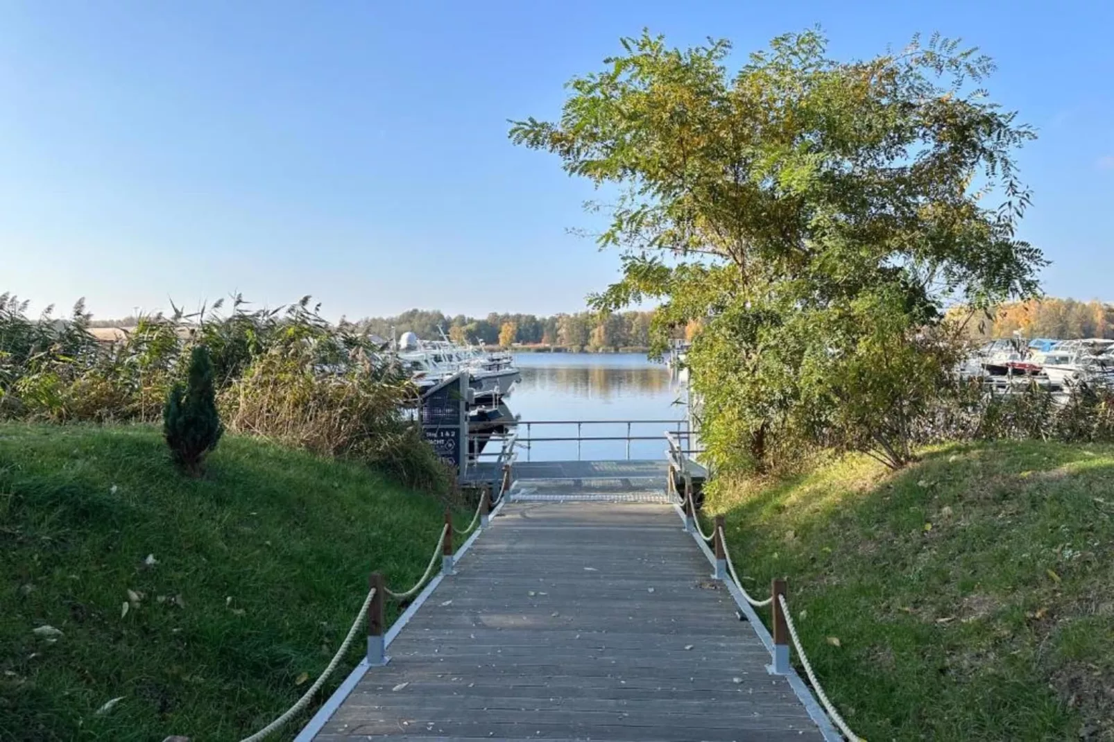 Hausboot in Zehdenick-Zones été à 20 km