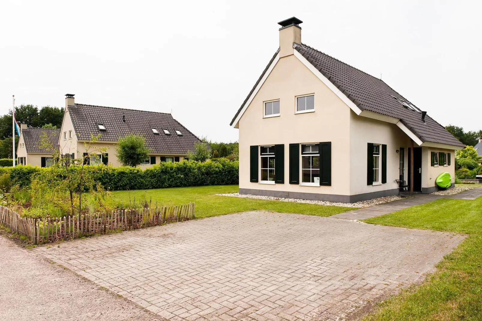 8 pers. Heerd Wellness de luxe-Außenbereich Sommer