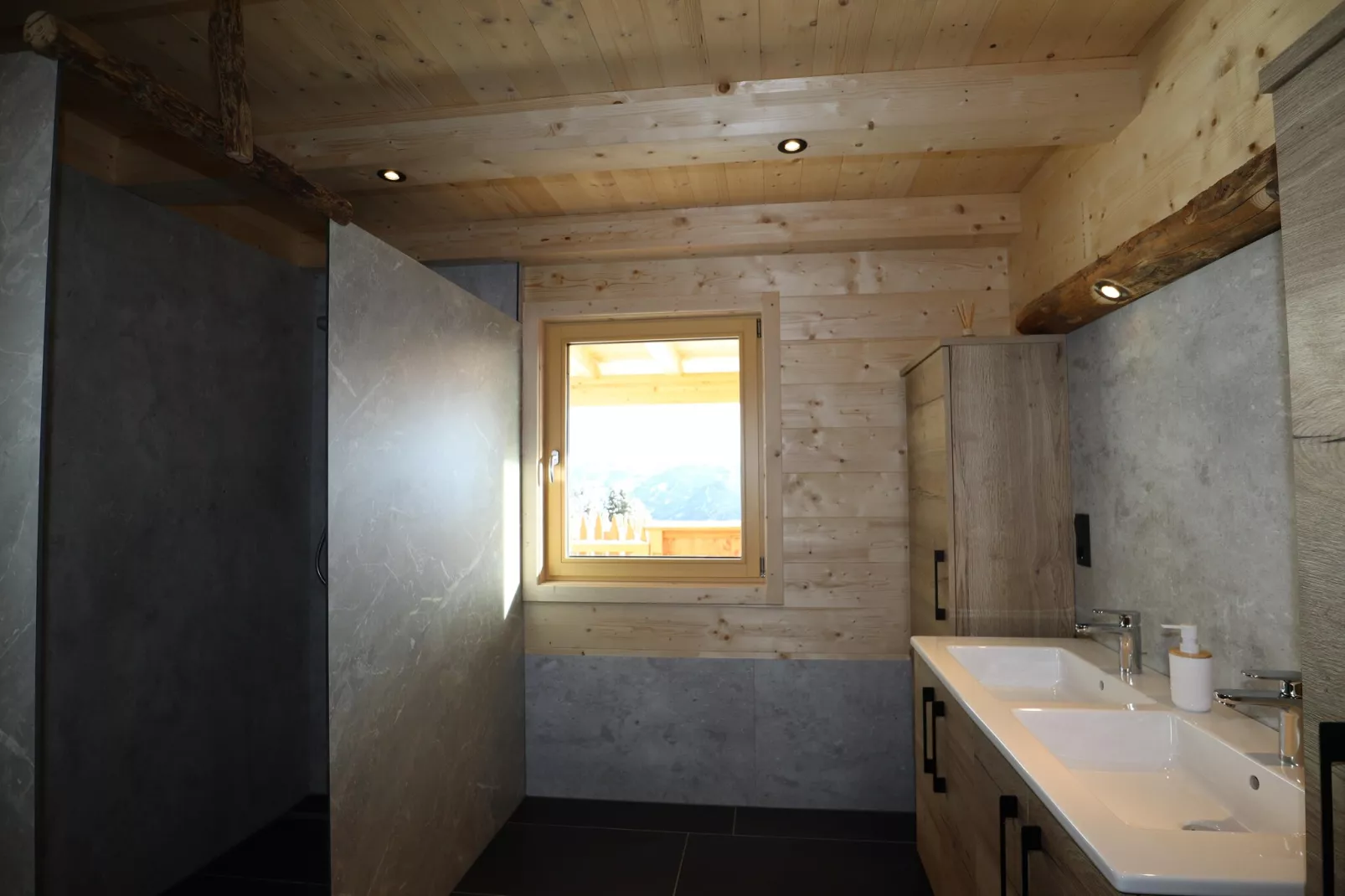 Ferienhütte Almwiese-Bathroom