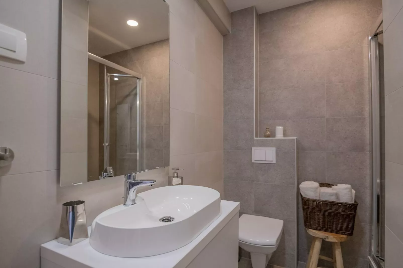 Luxury Villa Prolozac-Badezimmer