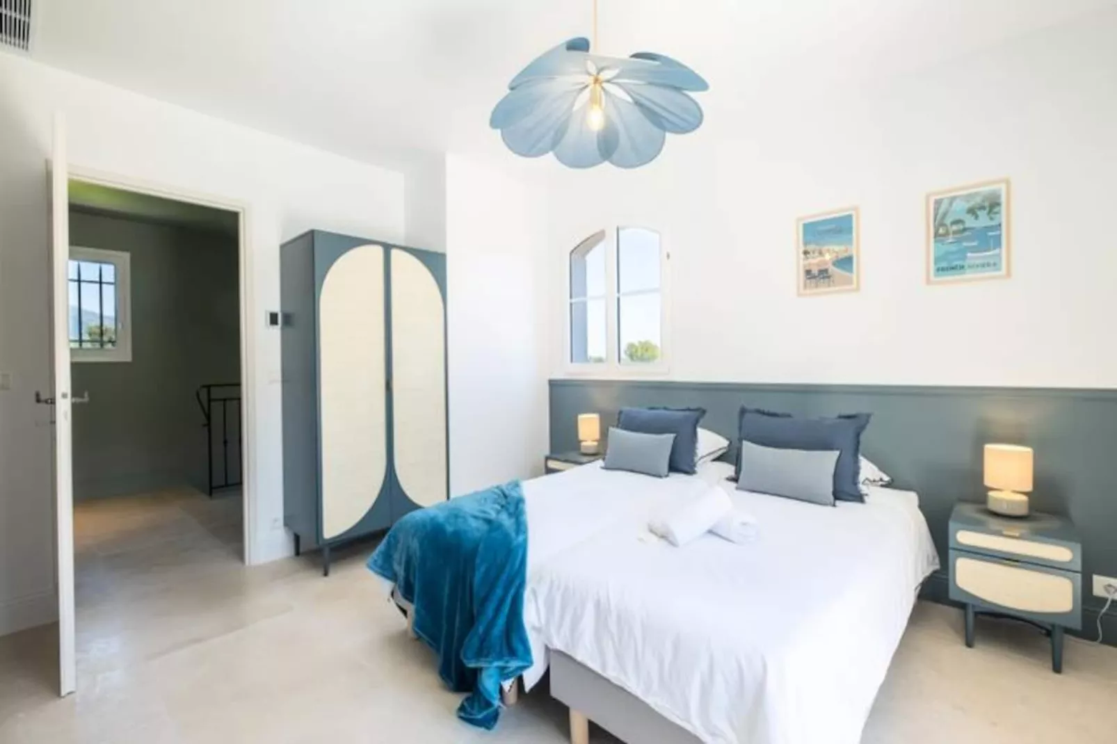 Résidence Bijou De 280m2 Et Piscine à Débordement Au Calme Absolu-Untagged