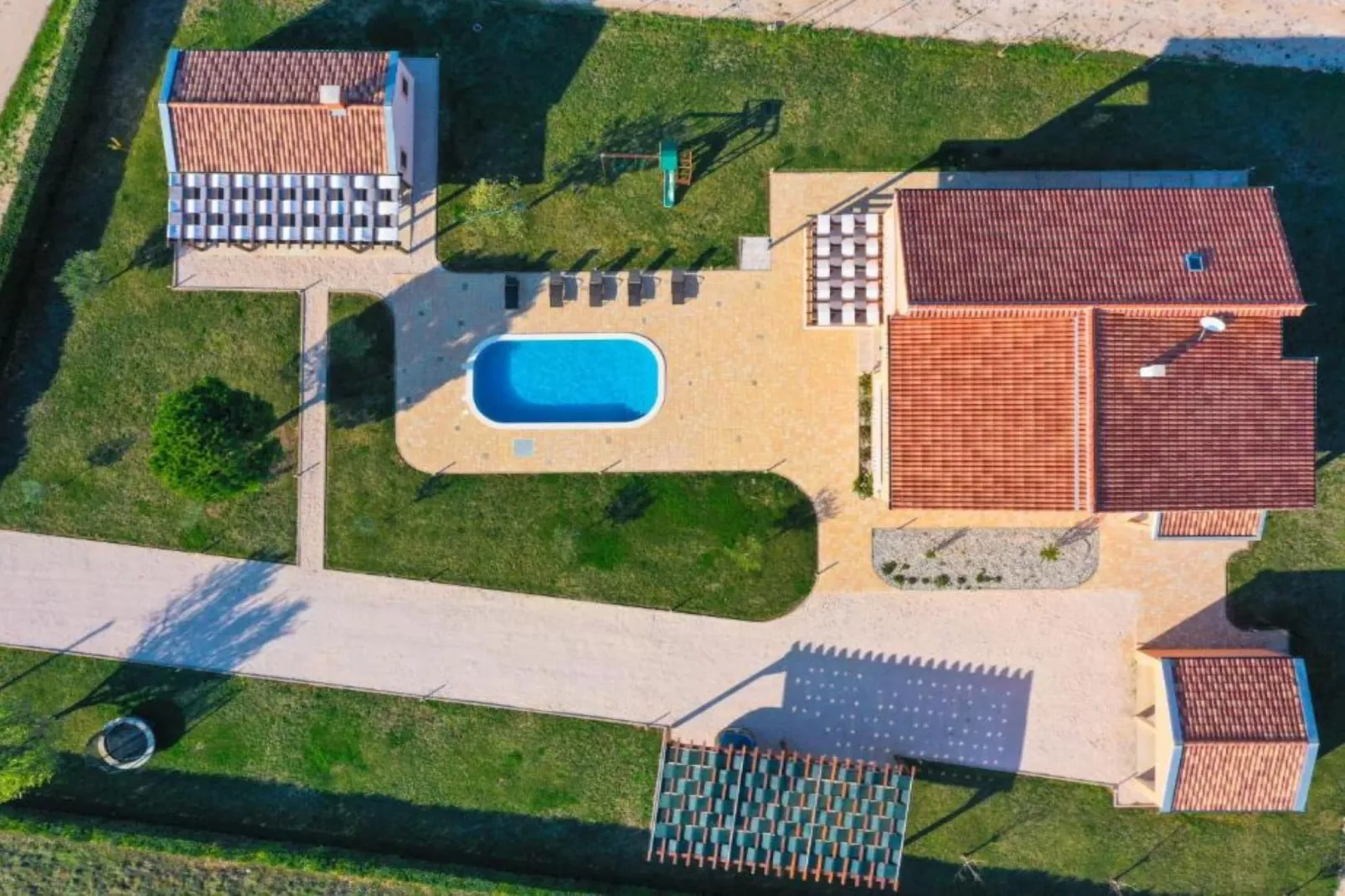 Villa Maja - Three bedroom villa with pool-Im Freien