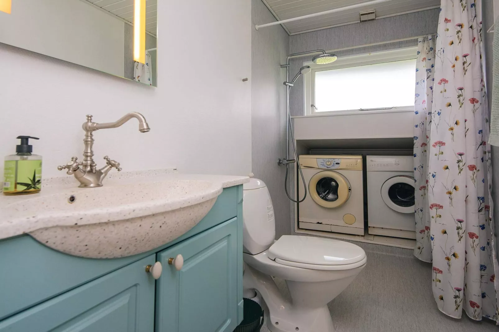 6 person holiday home in Blåvand-Indoor