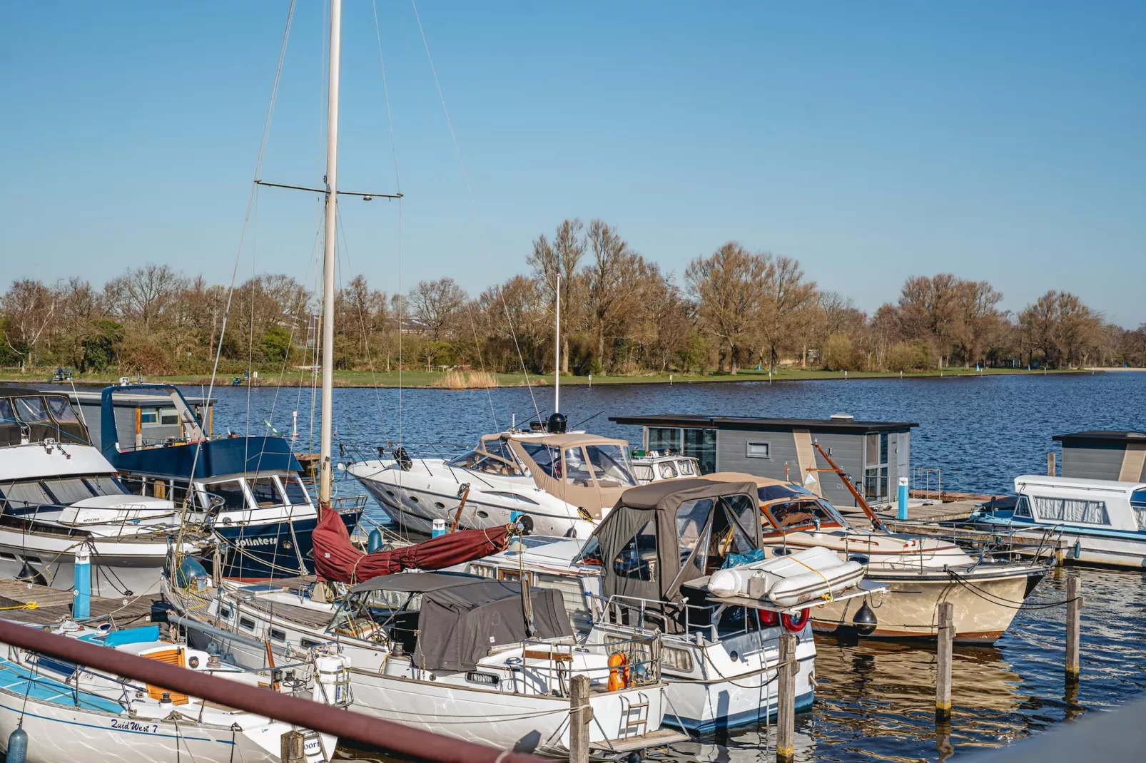 Waterpark de Meerparel 2-Areas within 1km in summer