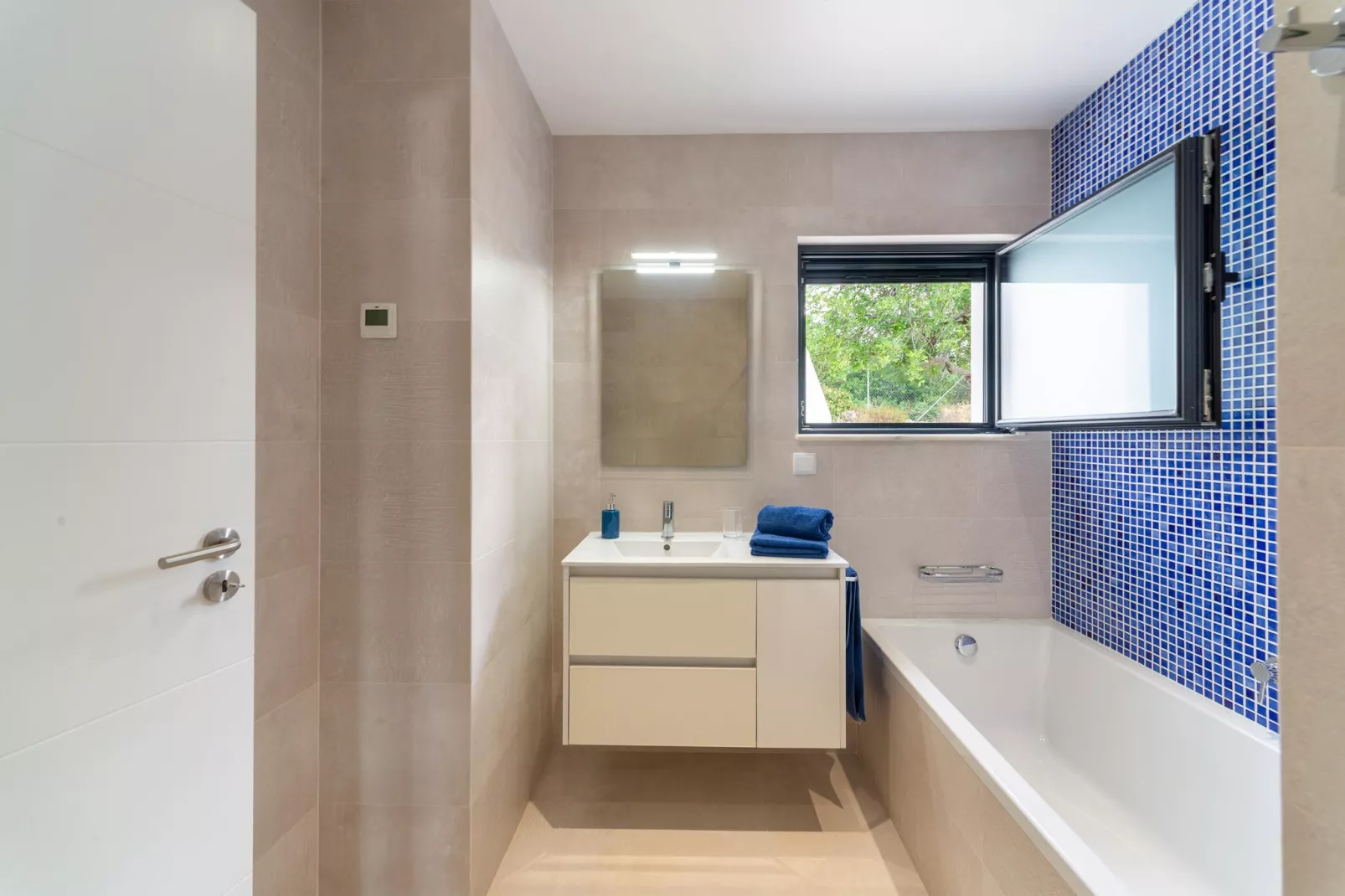 Casa o Sonho-Bathroom