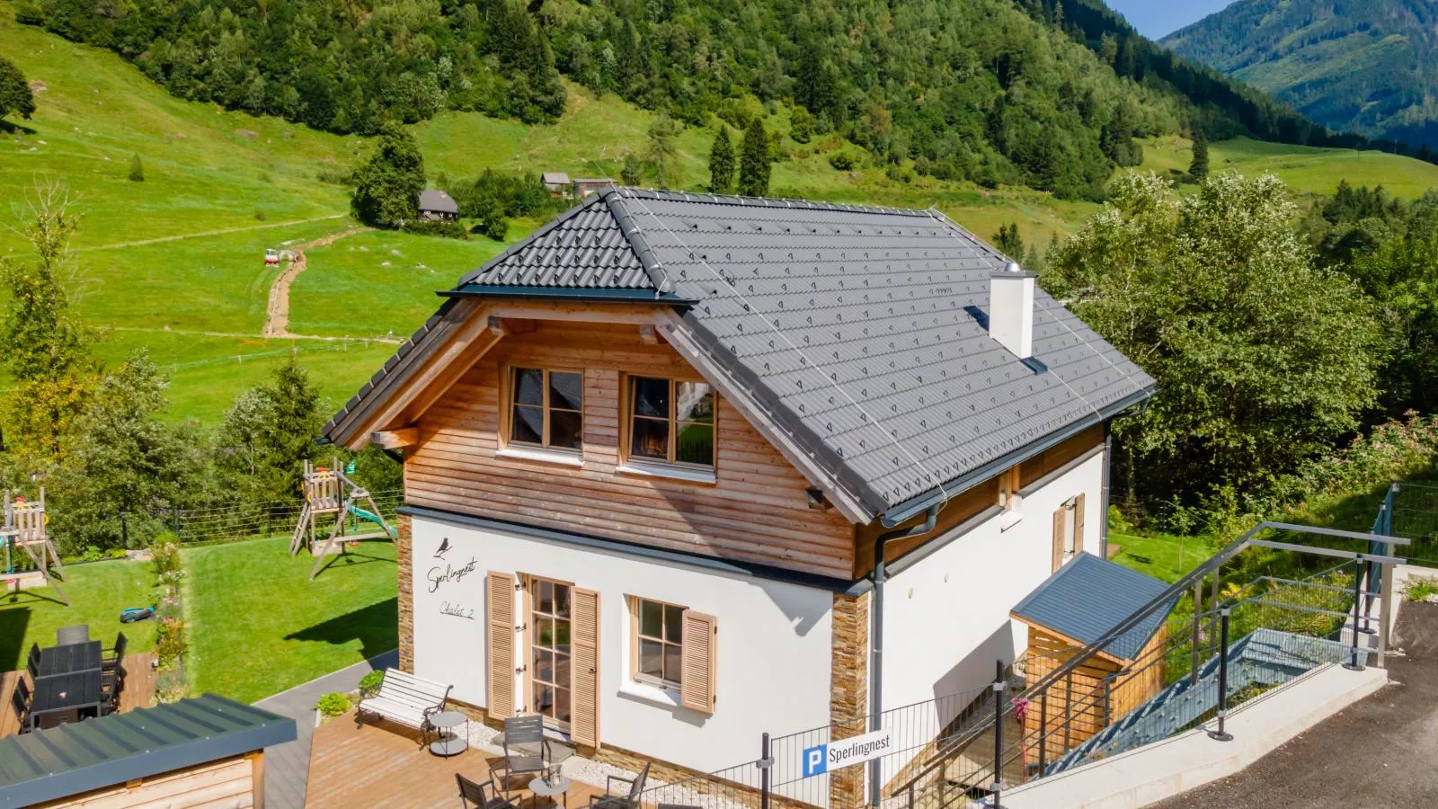 Sperlingnest-Außenbereich Sommer