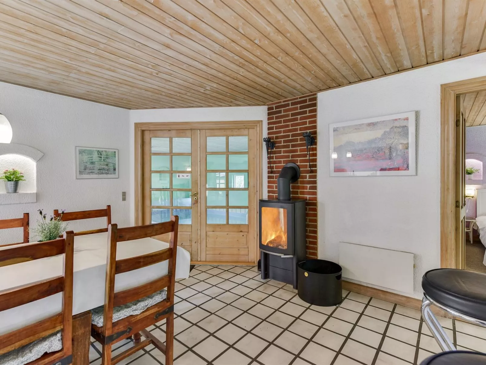 "Billing" - 11km from the sea-Drinnen