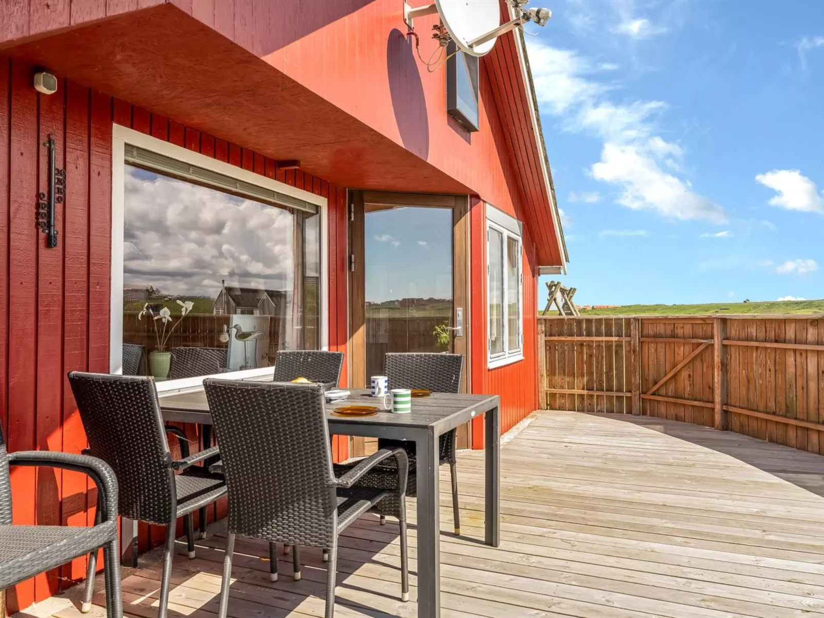 "Beatrice" - 150m from the sea-Outside