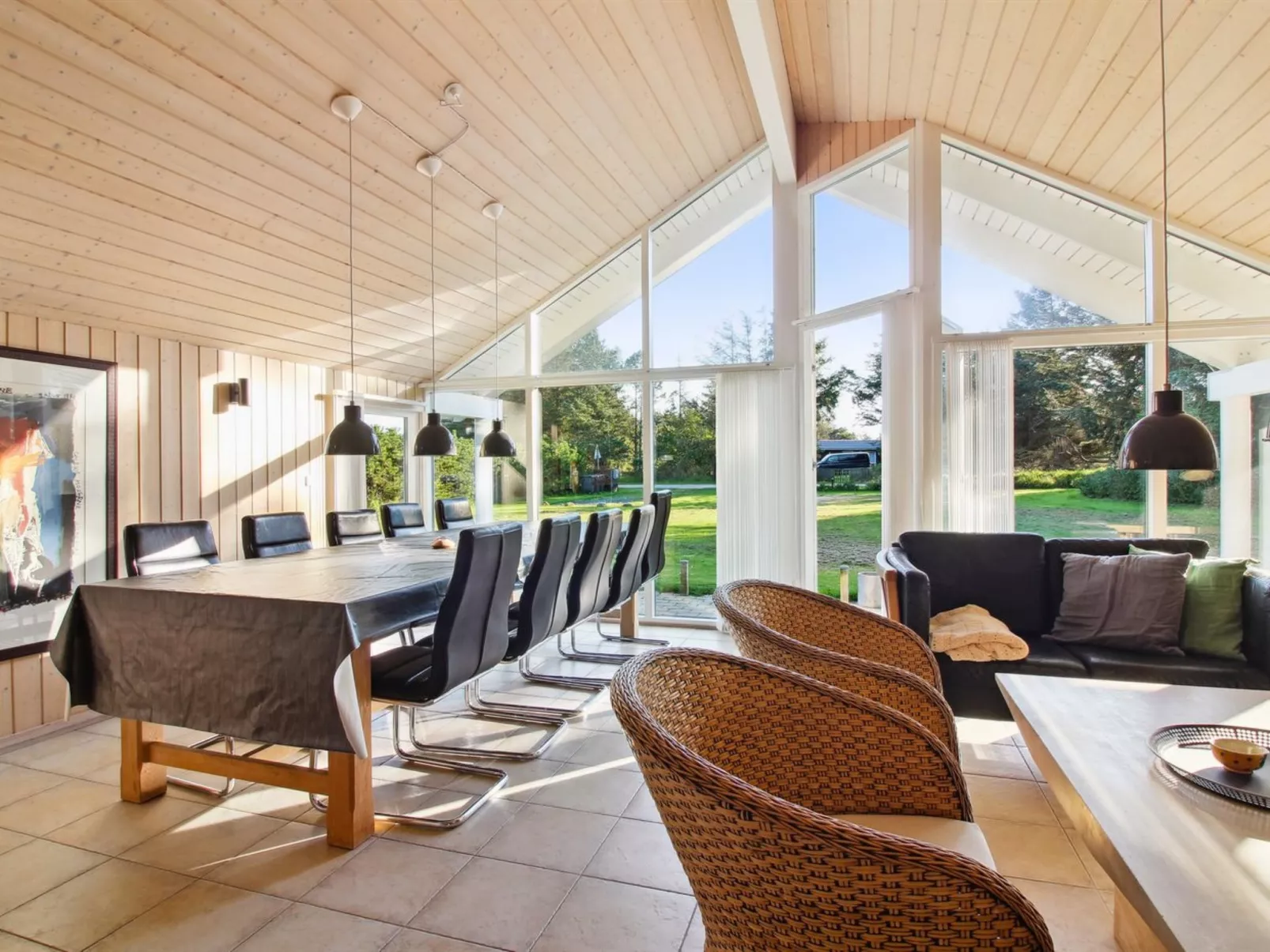 "Synnöve" - 550m from the sea-Inside