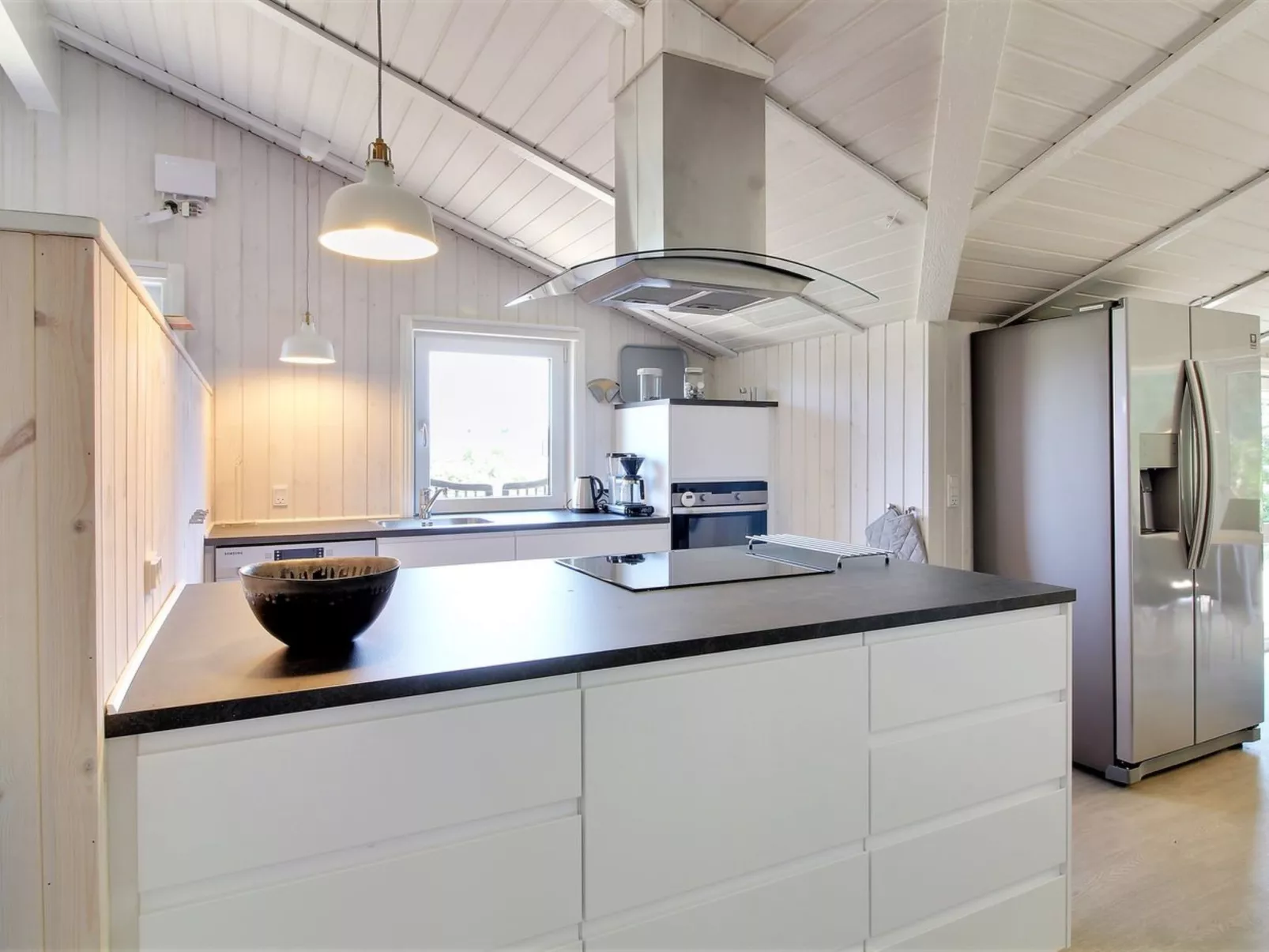 "Sirka" - 200m from the sea-Drinnen