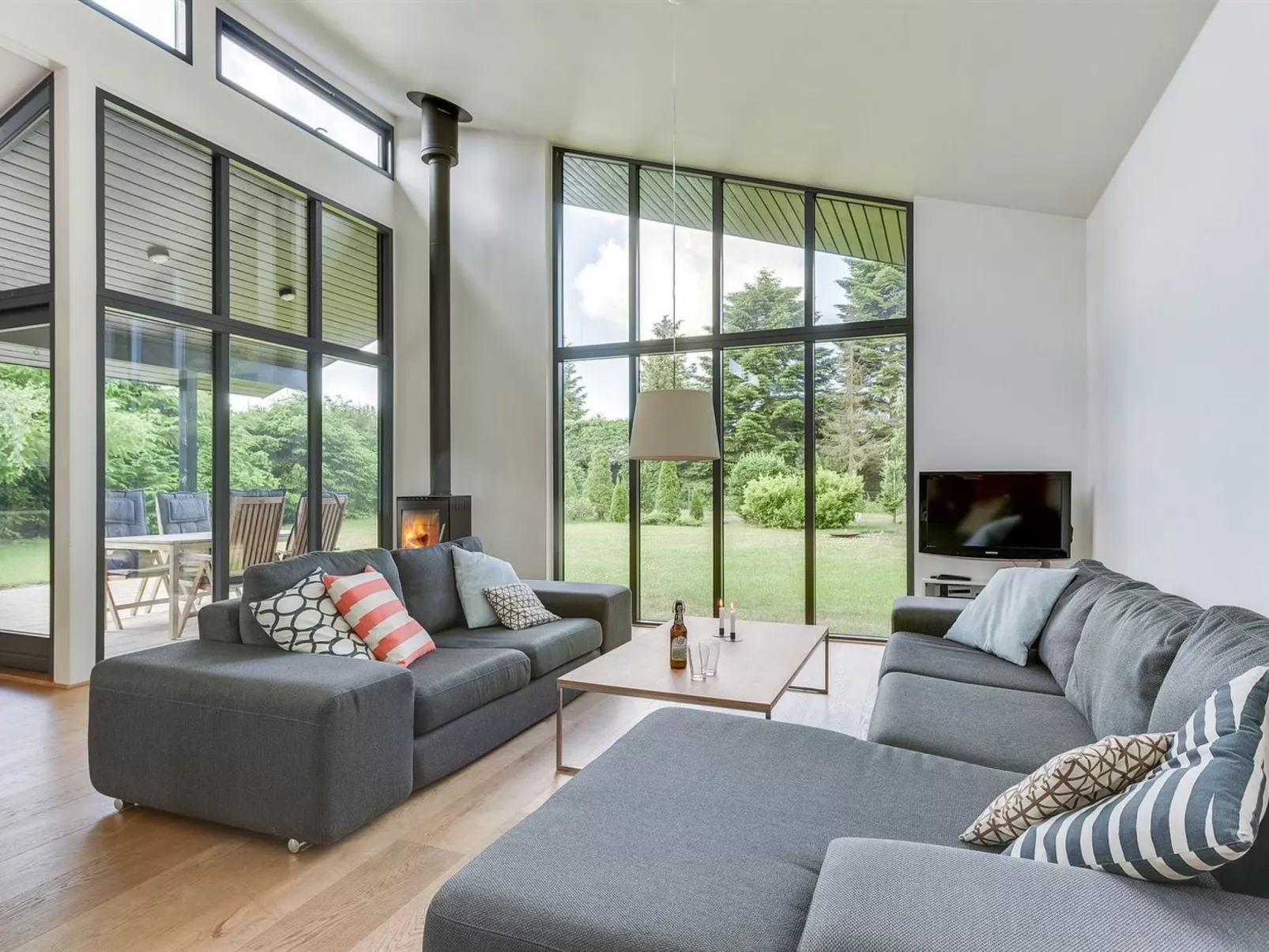 "Pavle" - 700m from the sea-Drinnen