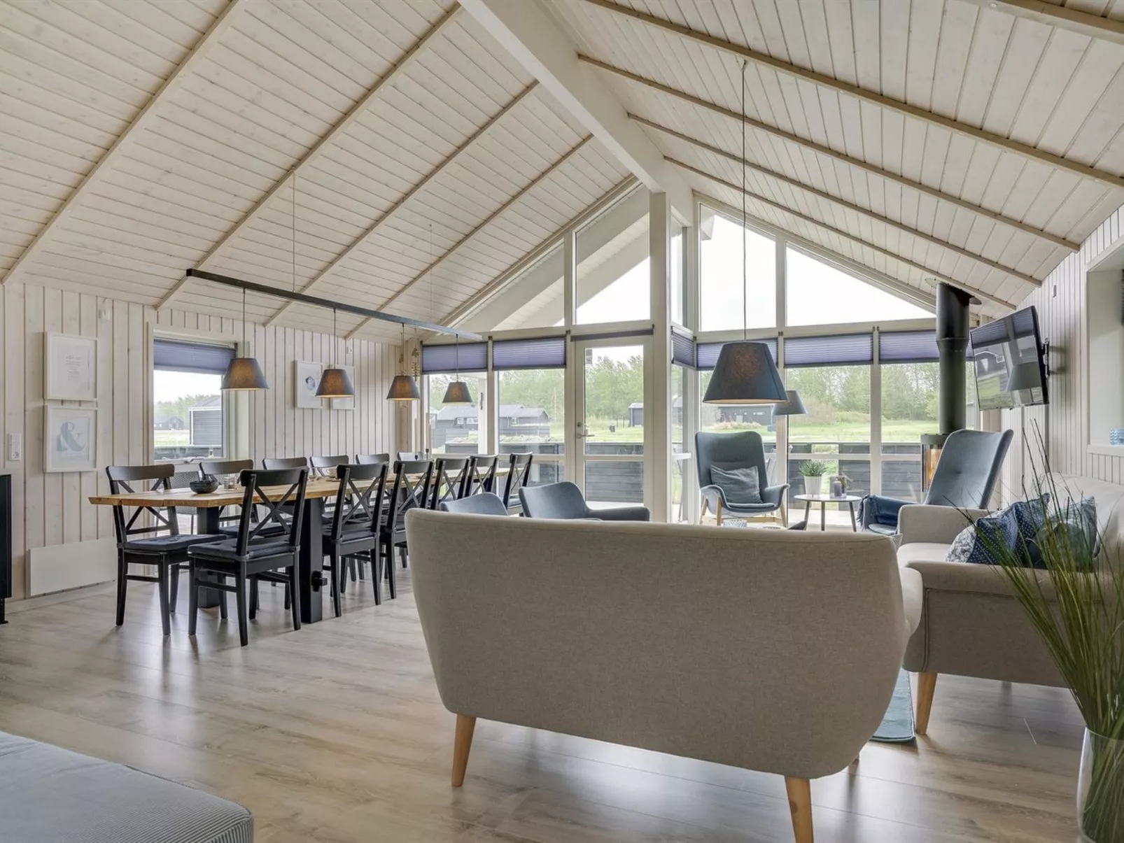 "Ina" - 1.2km from the sea-Drinnen