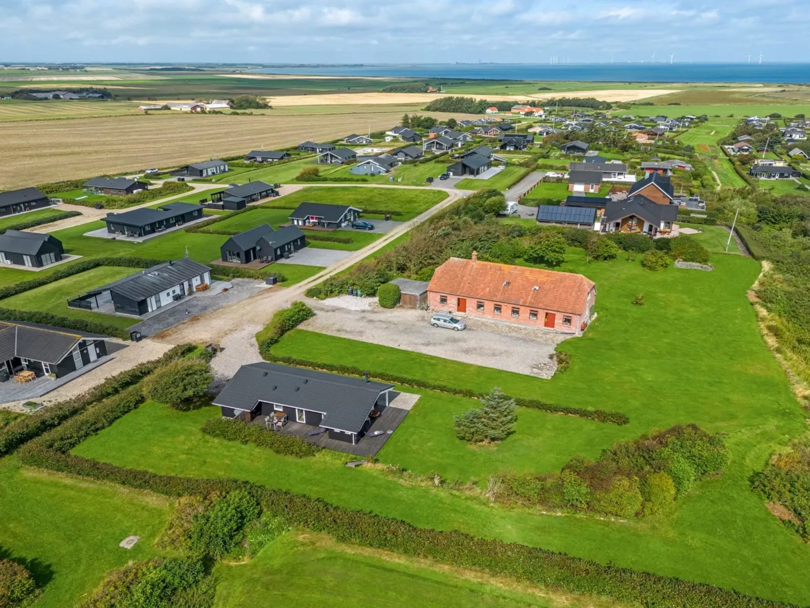 "Tanna" - 330m to the fjord-Outside