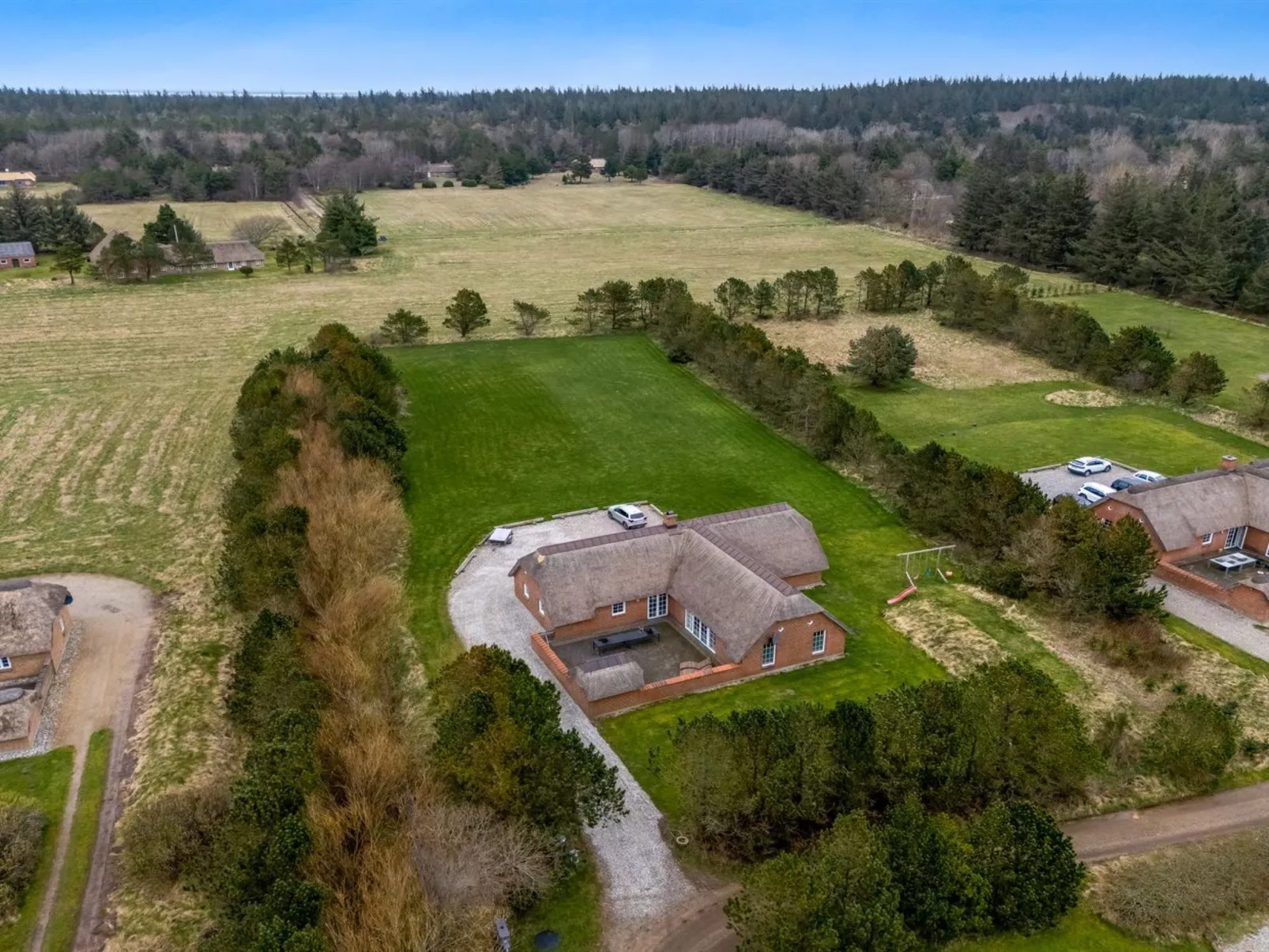 "Aane" - 1.8km from the sea-Outside