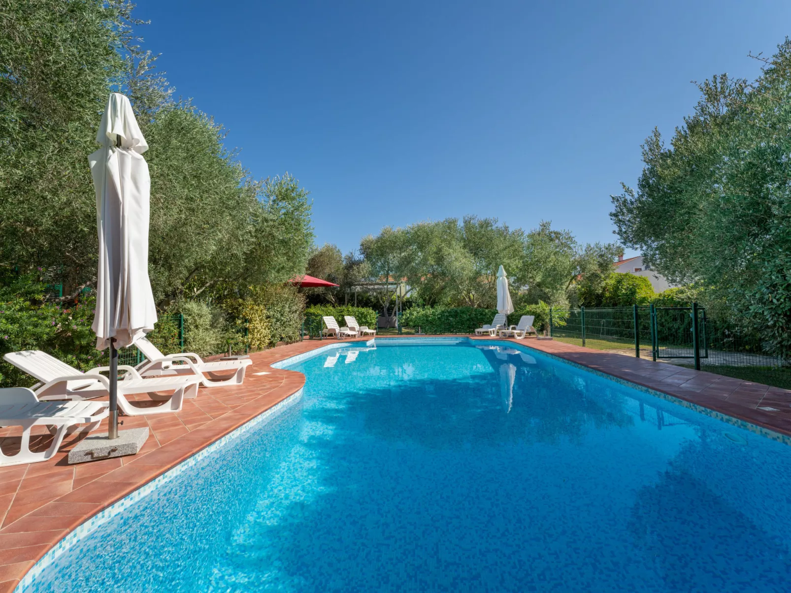 Yellow House-Draußen