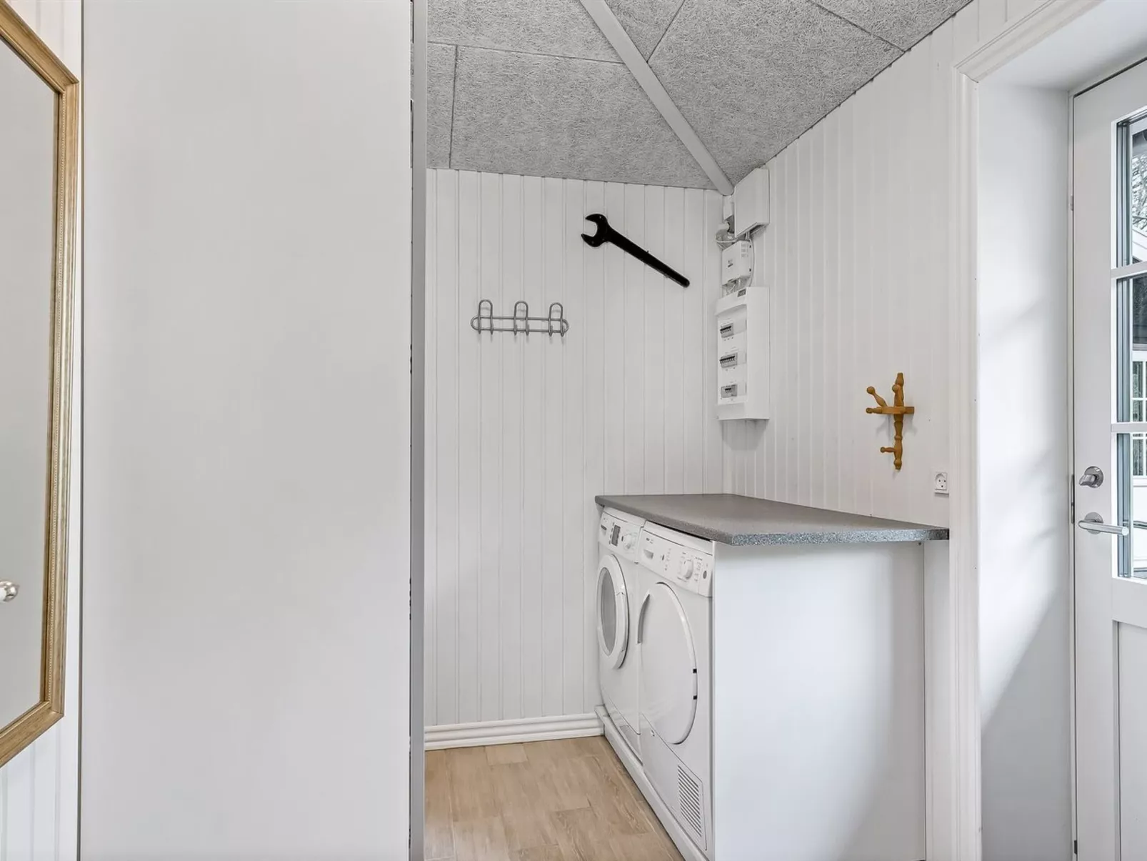 "Veijo" - 400m to the fjord-Dedans